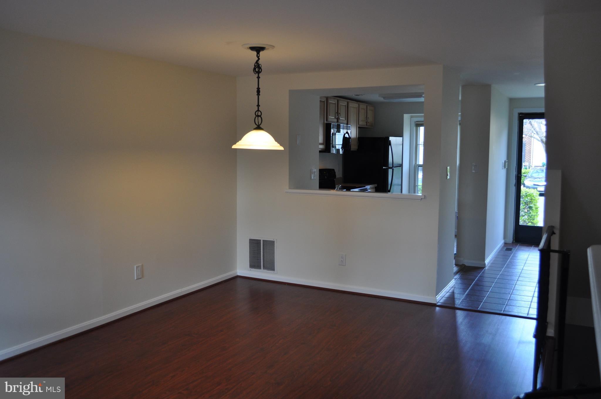 ESSEX PLACE - Residential