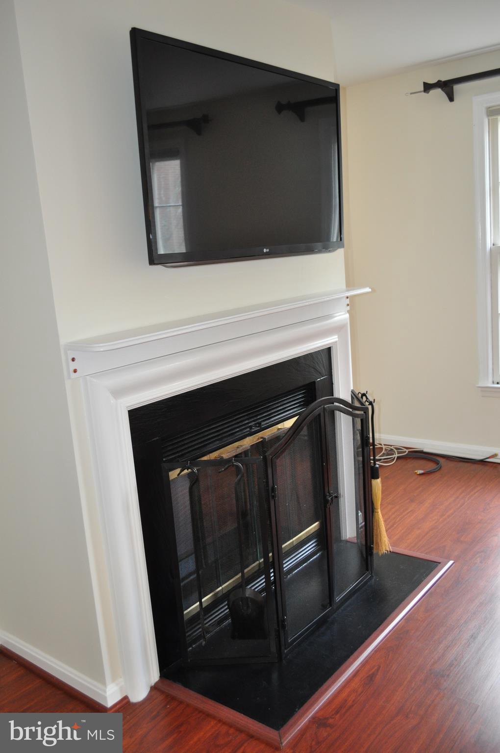 ESSEX PLACE - Residential