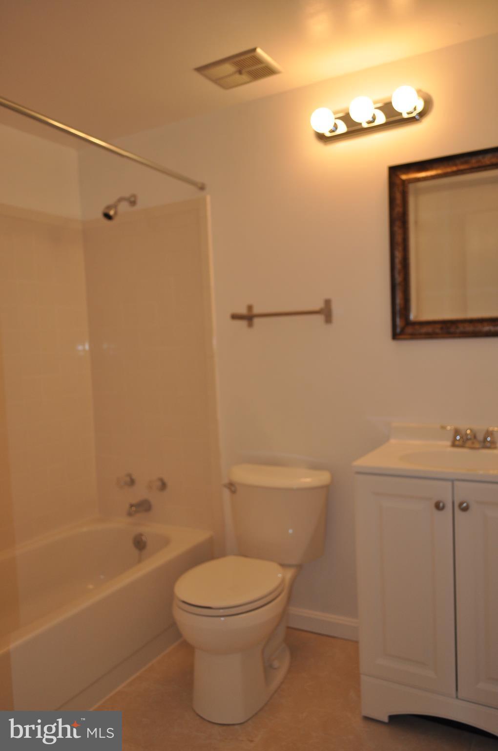 ESSEX PLACE - Residential