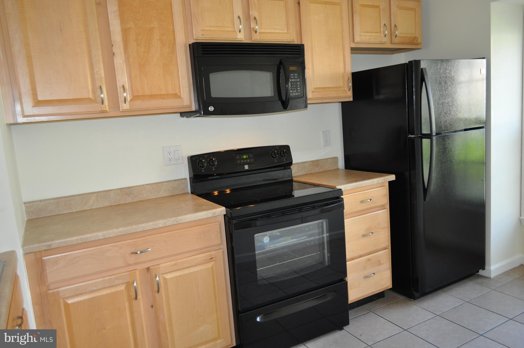 ESSEX PLACE - Residential