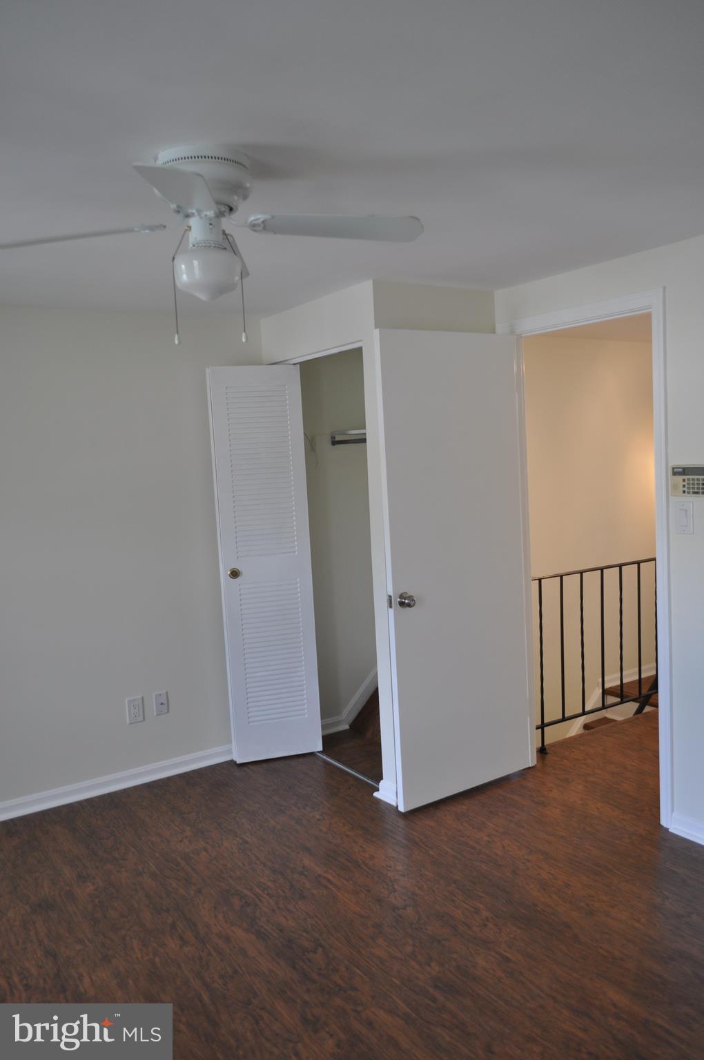 ESSEX PLACE - Residential