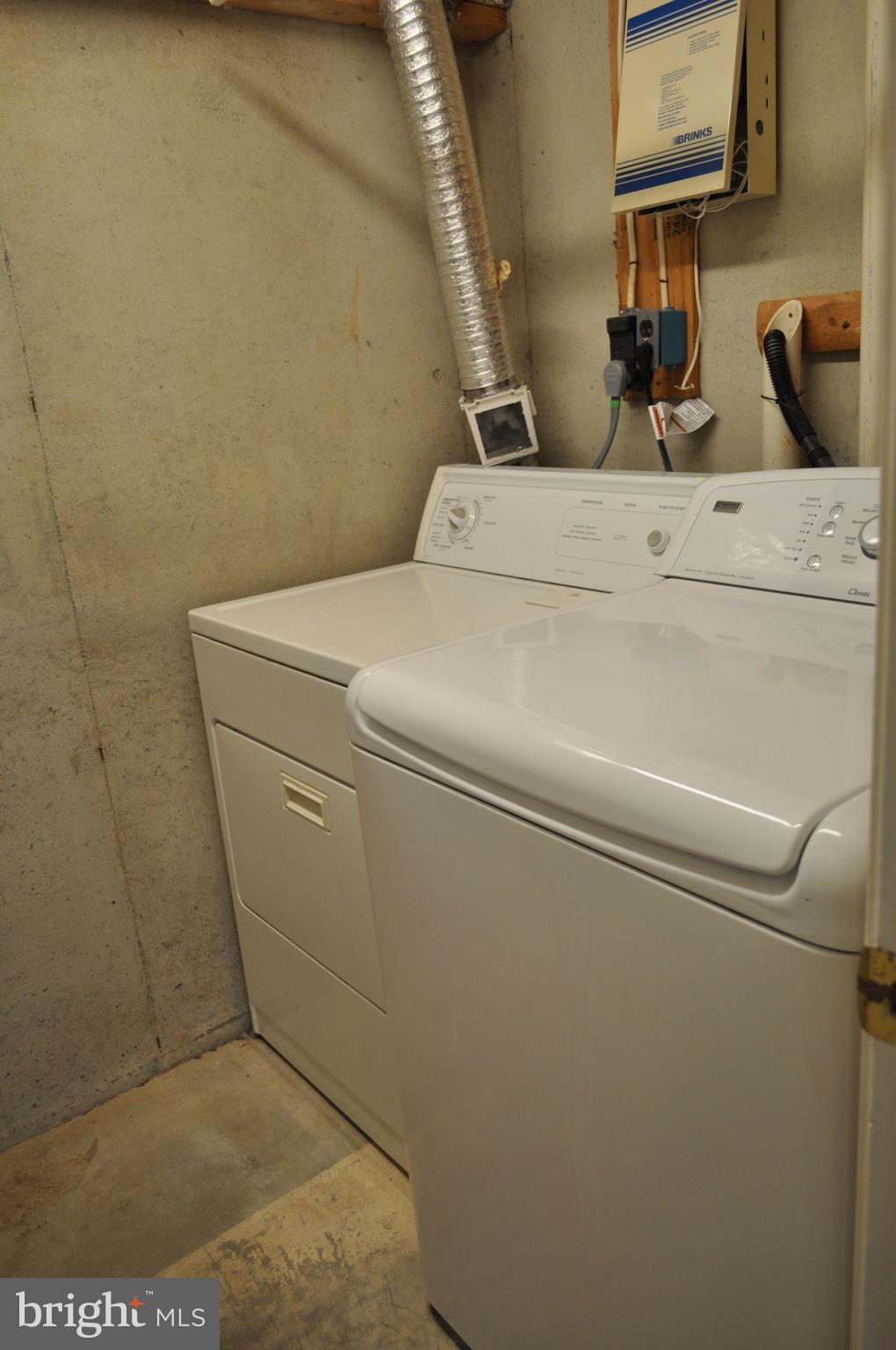 ESSEX PLACE - Residential