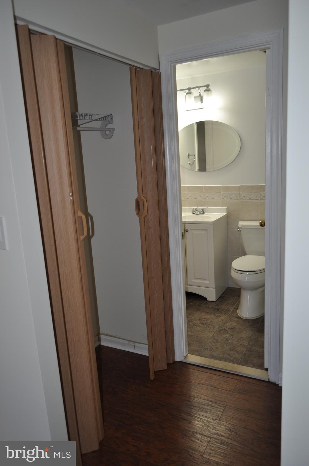 ESSEX PLACE - Residential