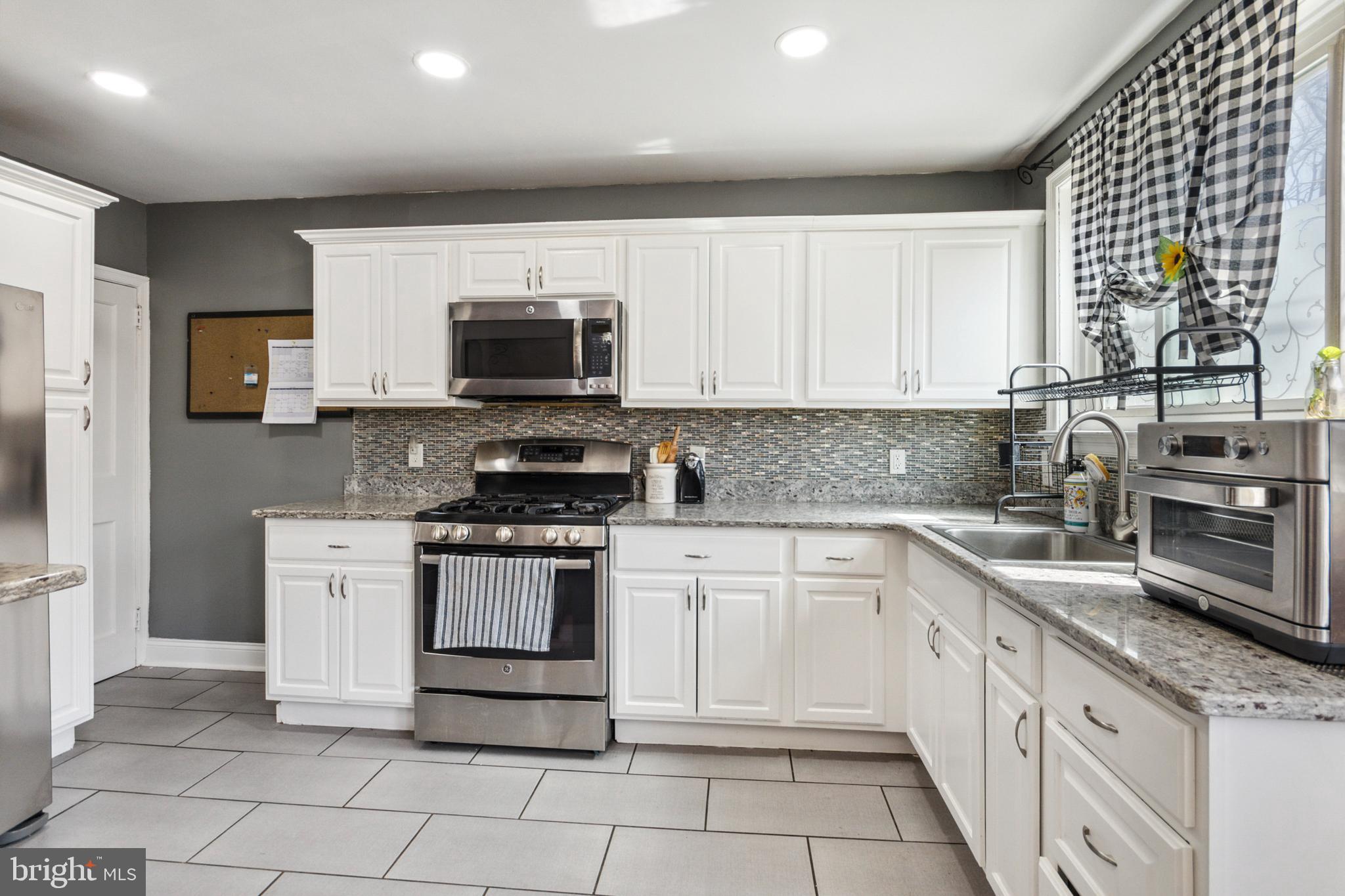 CASTOR GARDENS - Residential