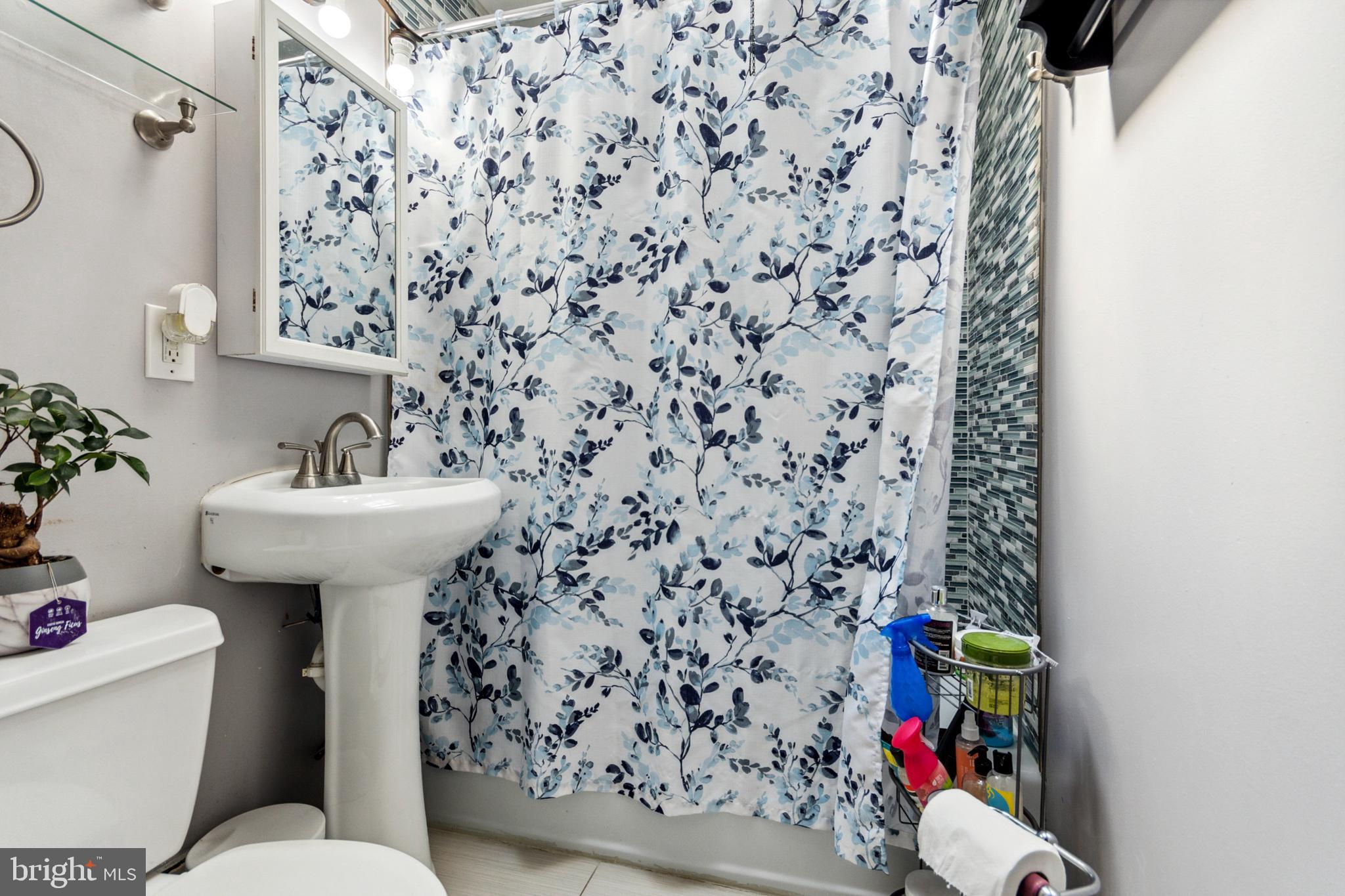 CASTOR GARDENS - Residential