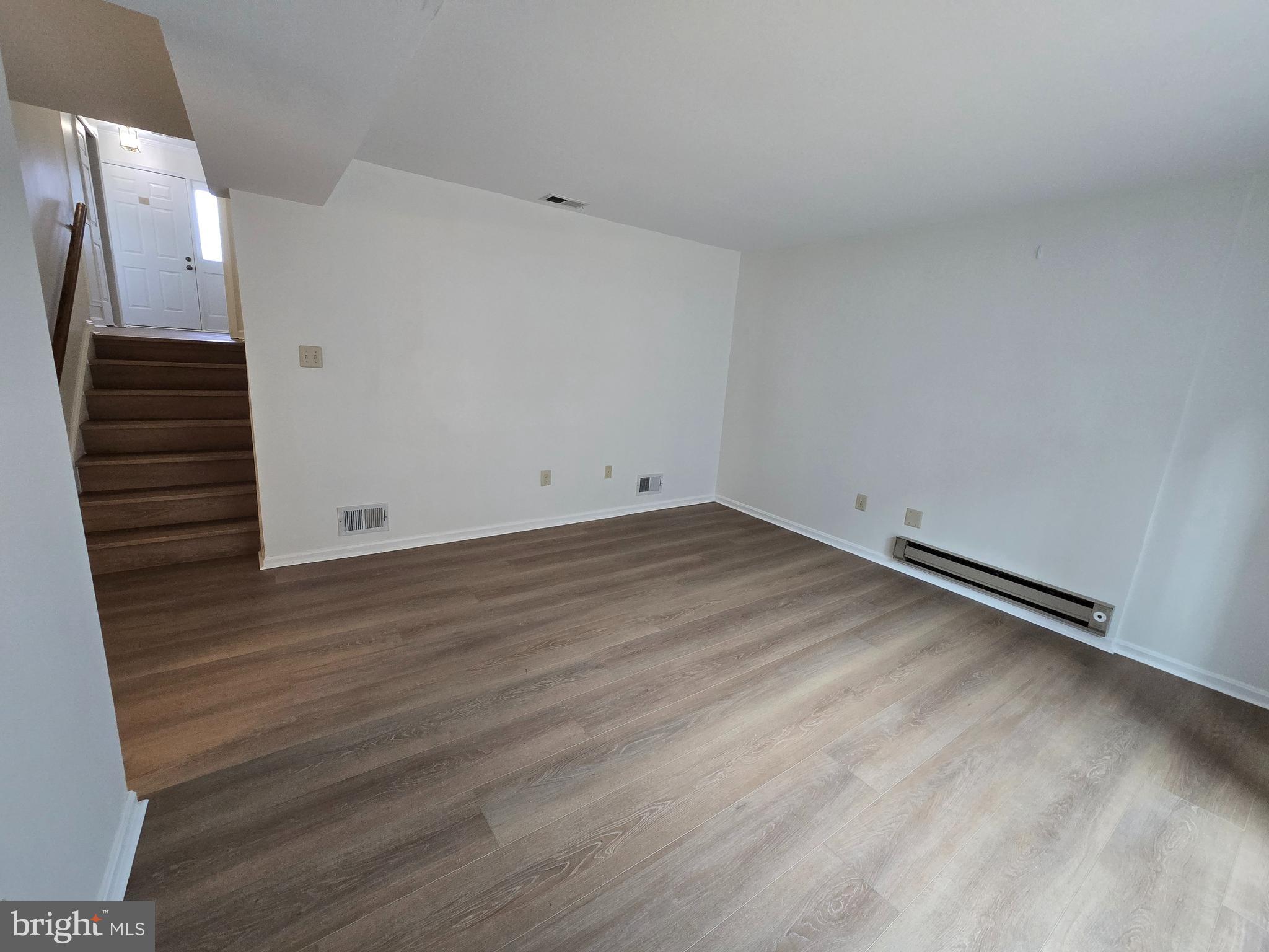 PINECREST - Residential Lease