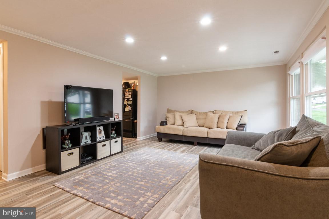 WEDGEWOOD FOREST - Residential