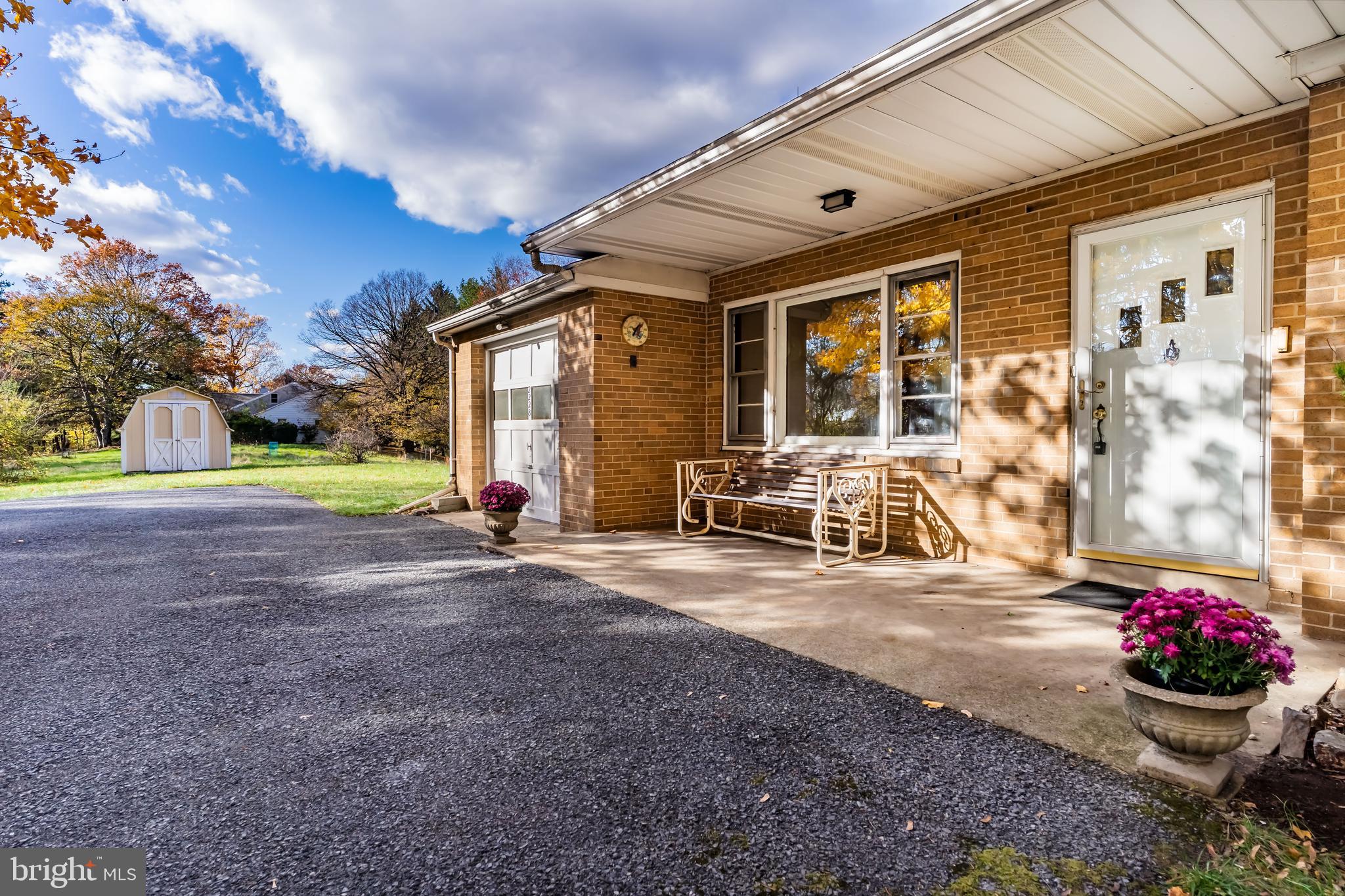 2228 GOOSE VALLEY ROAD