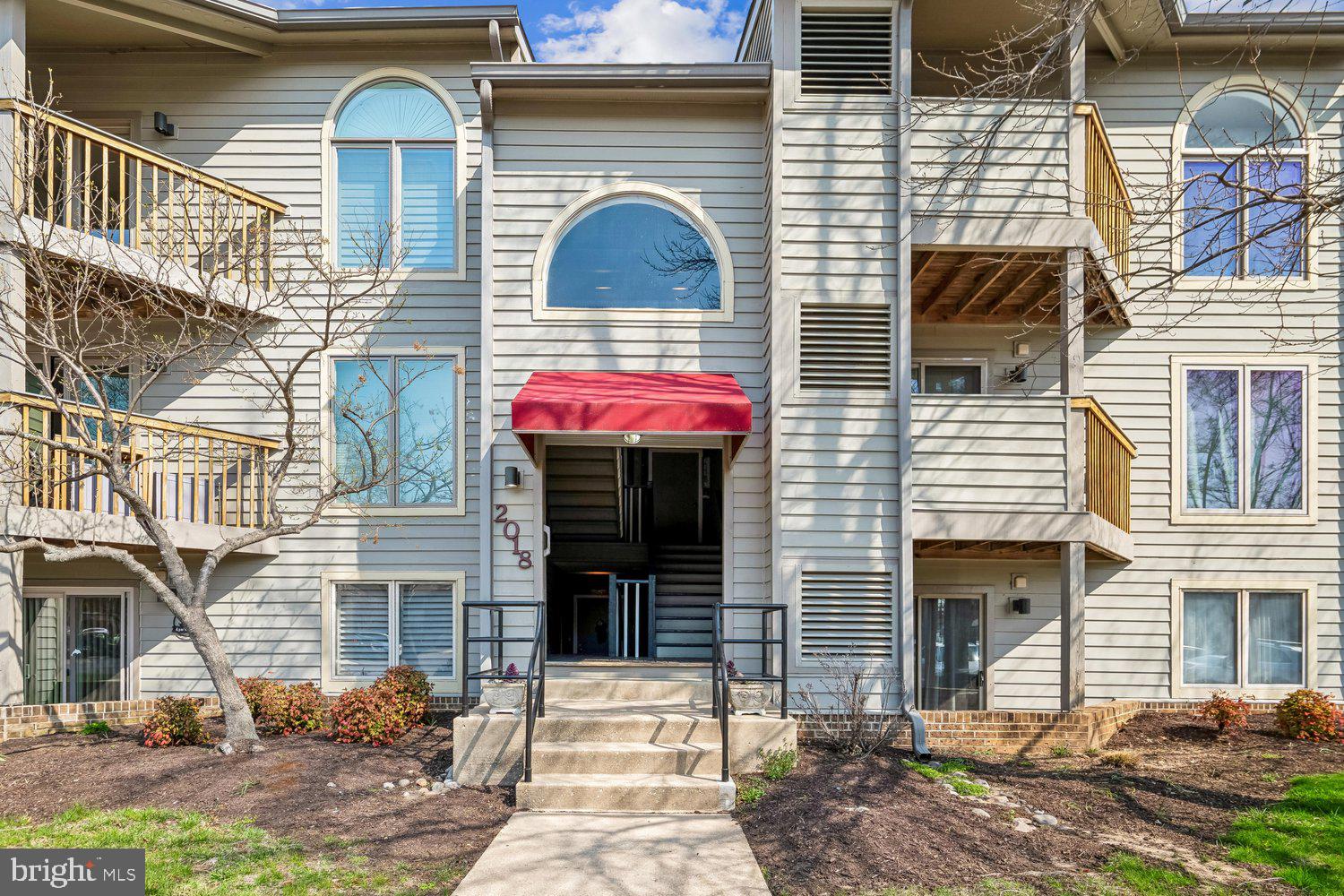 2018 QUAY VILLAGE COURT 201