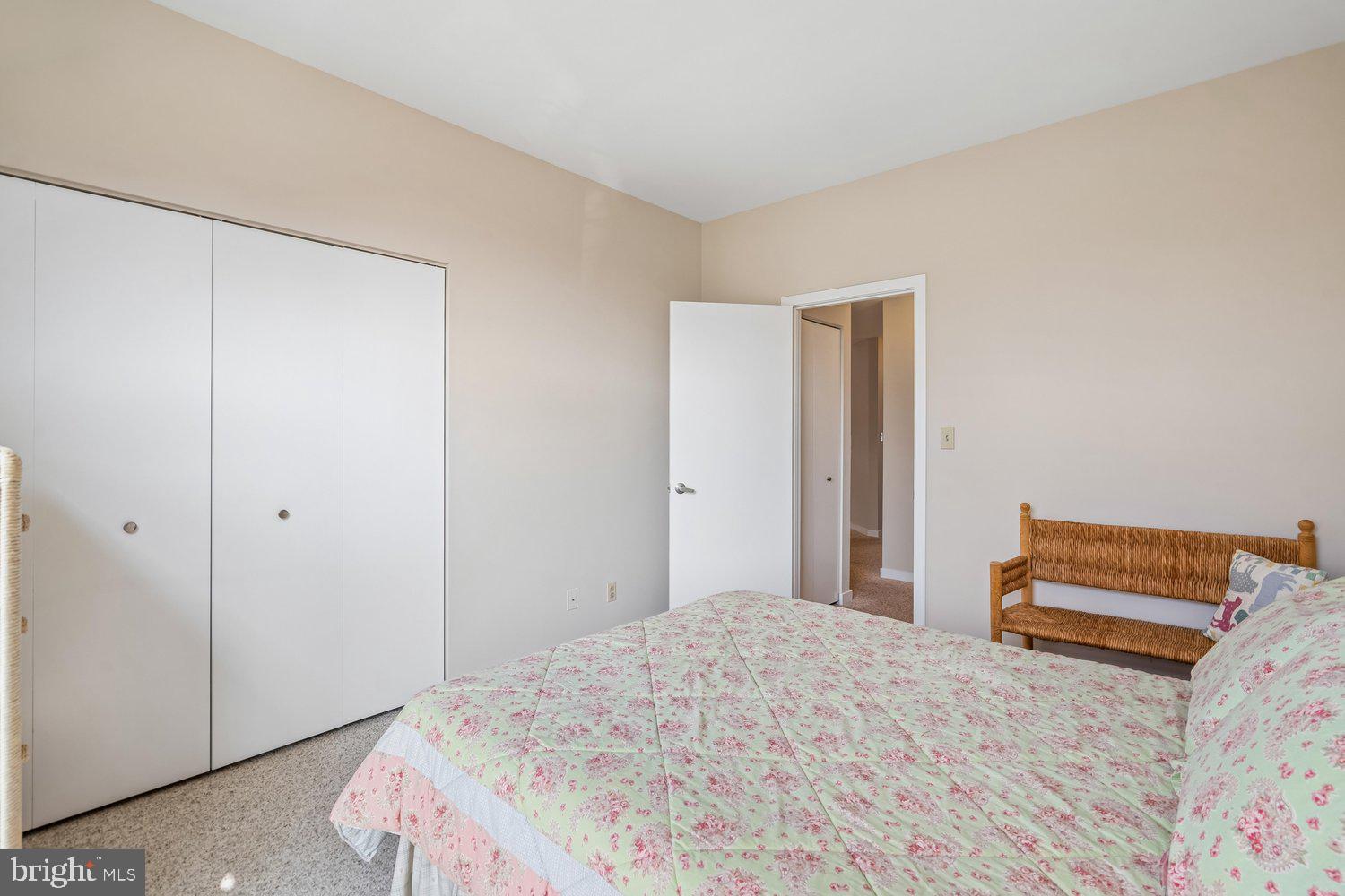 CHESAPEAKE HARBOUR - Residential