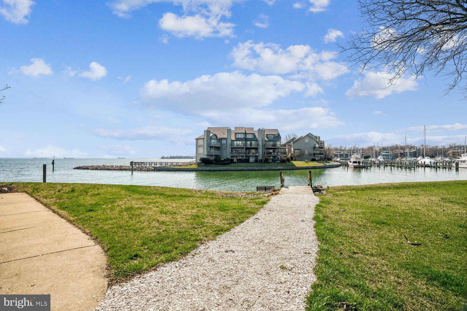 CHESAPEAKE HARBOUR - Residential