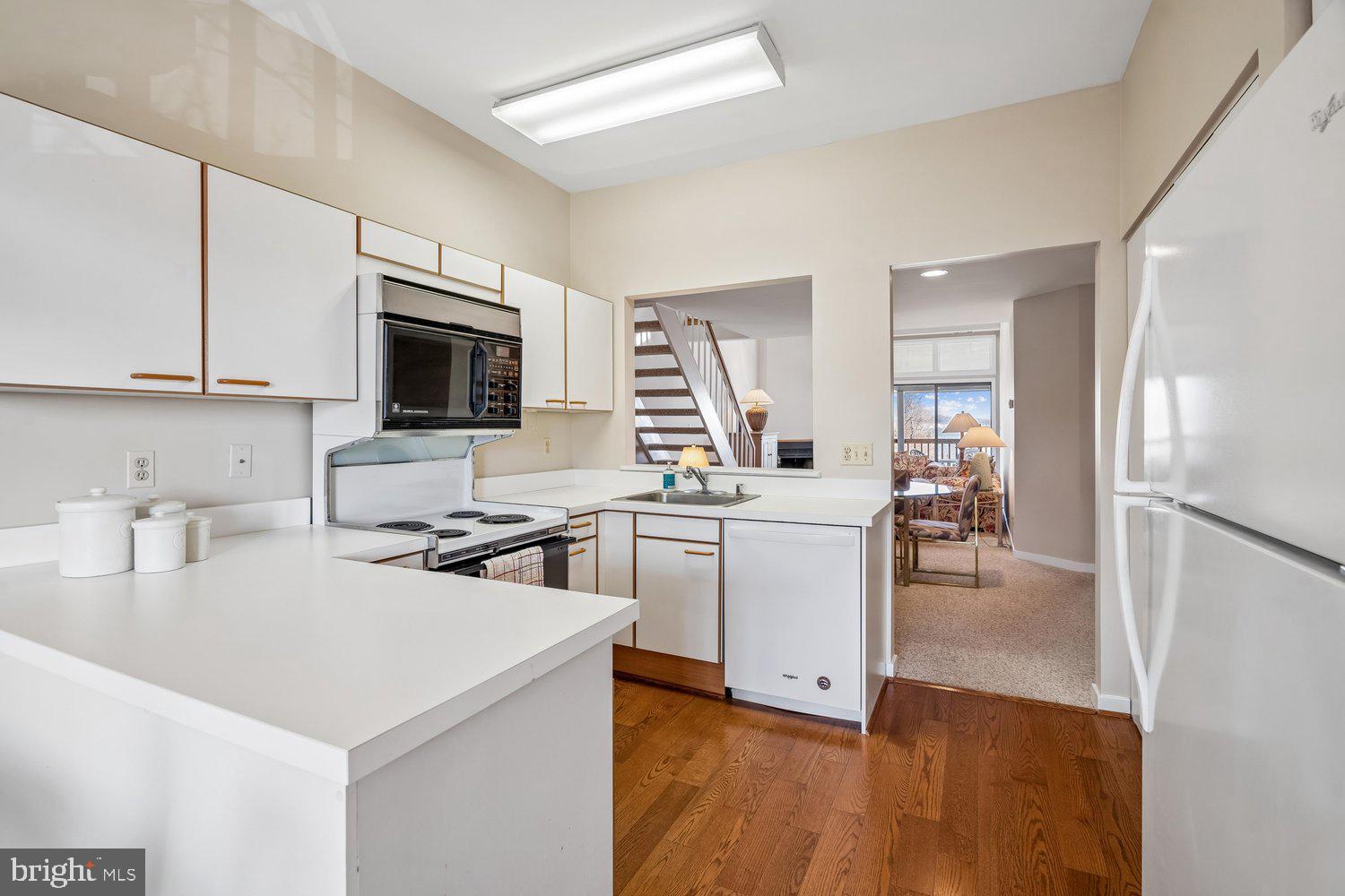 CHESAPEAKE HARBOUR - Residential