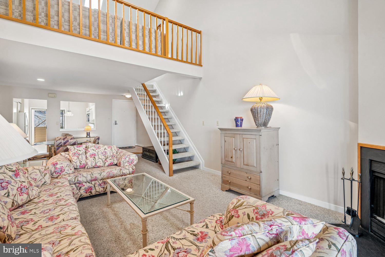 CHESAPEAKE HARBOUR - Residential