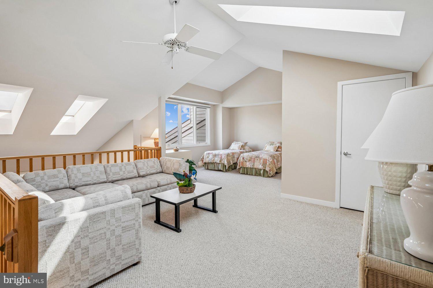 CHESAPEAKE HARBOUR - Residential