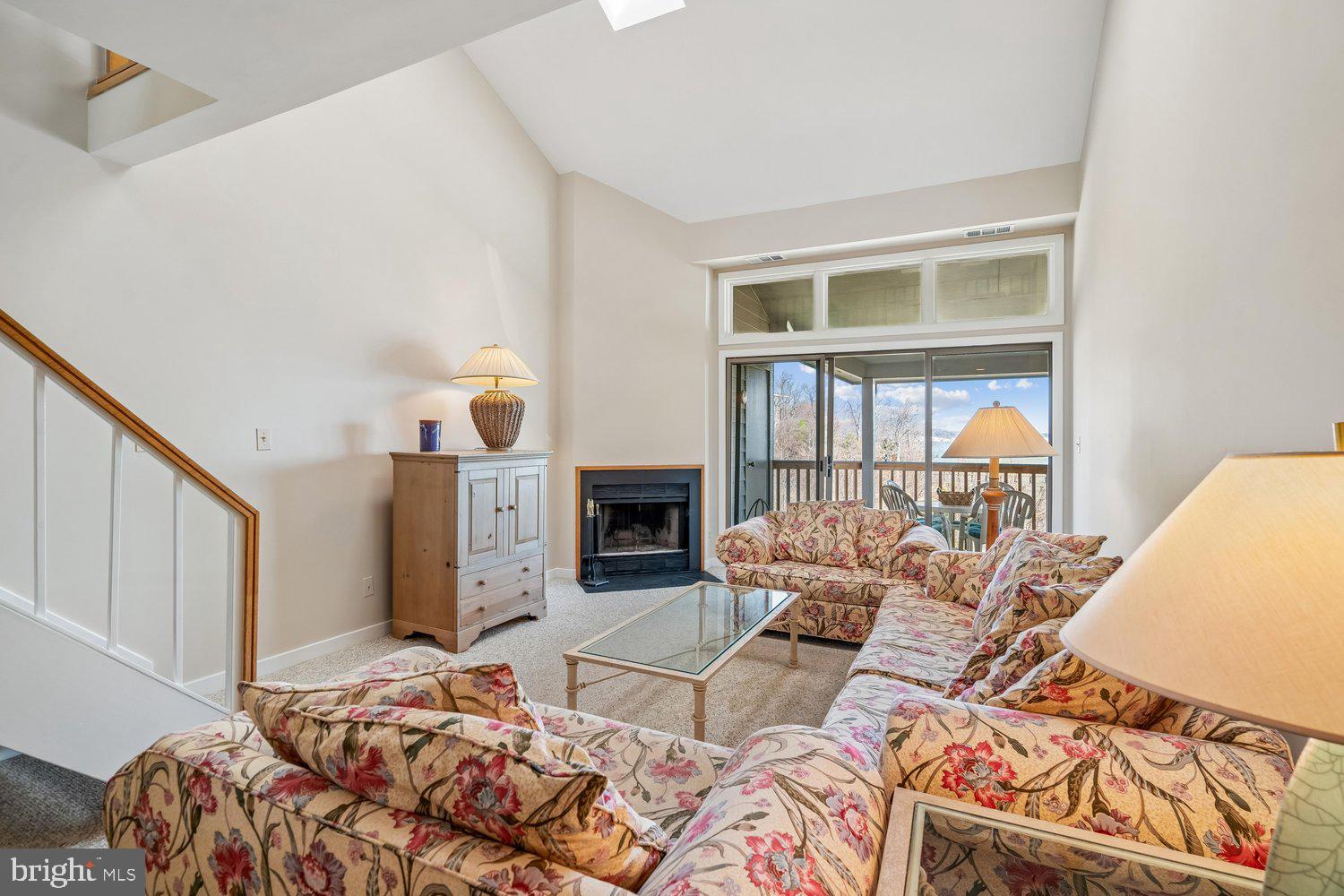 CHESAPEAKE HARBOUR - Residential