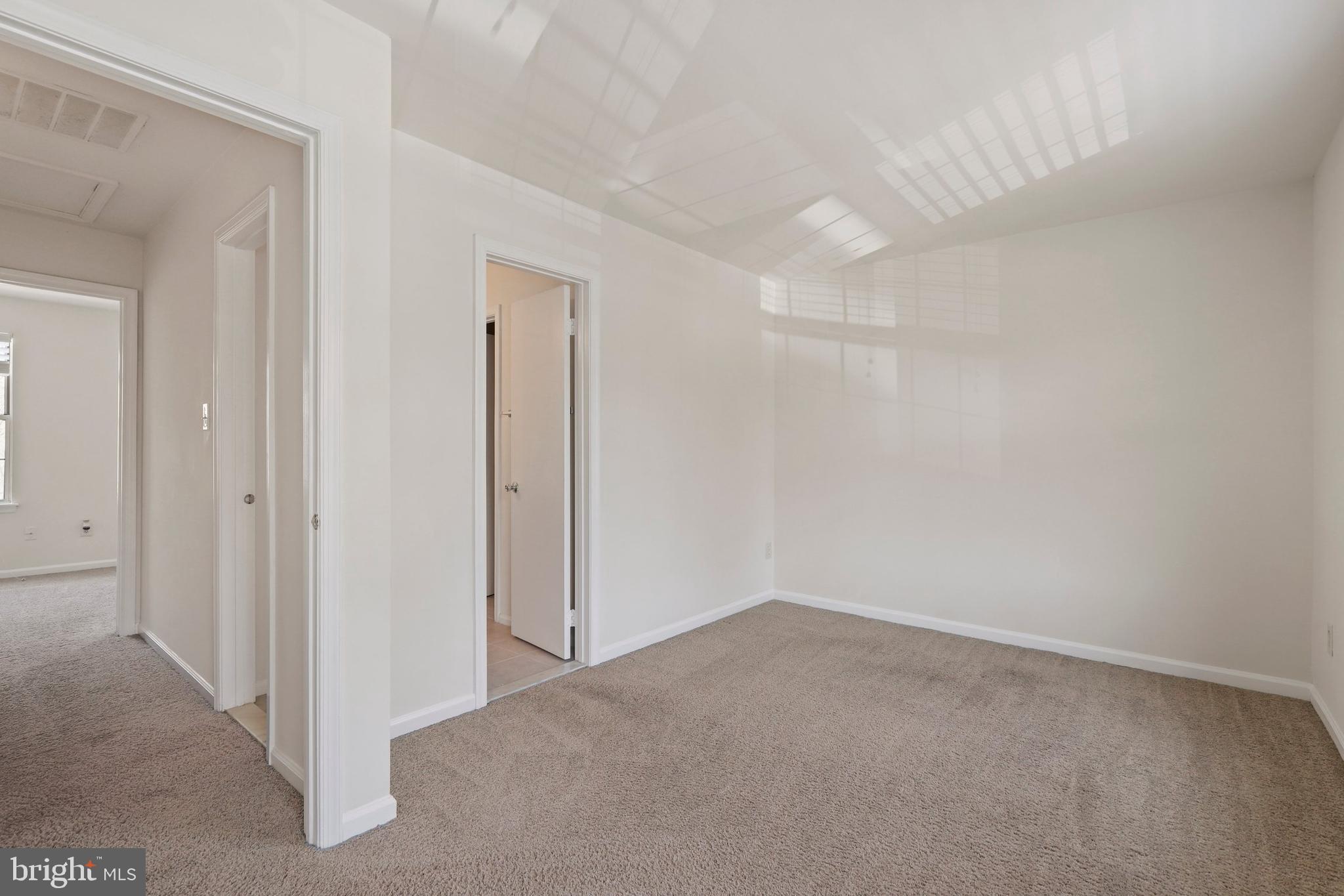 WINSLOW CHASE - Residential