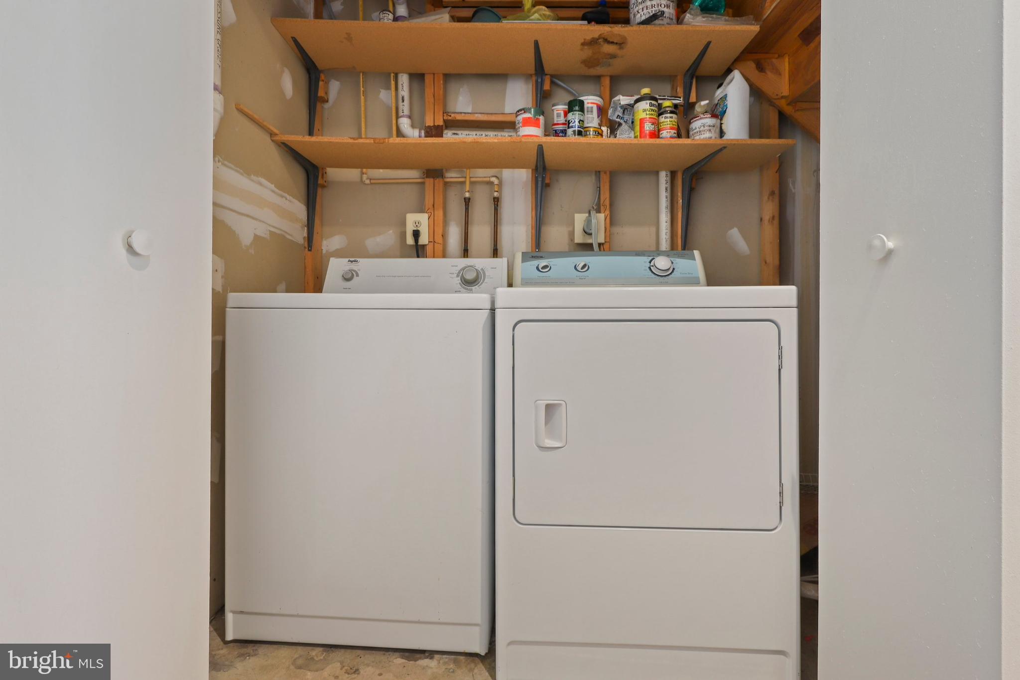 WINSLOW CHASE - Residential