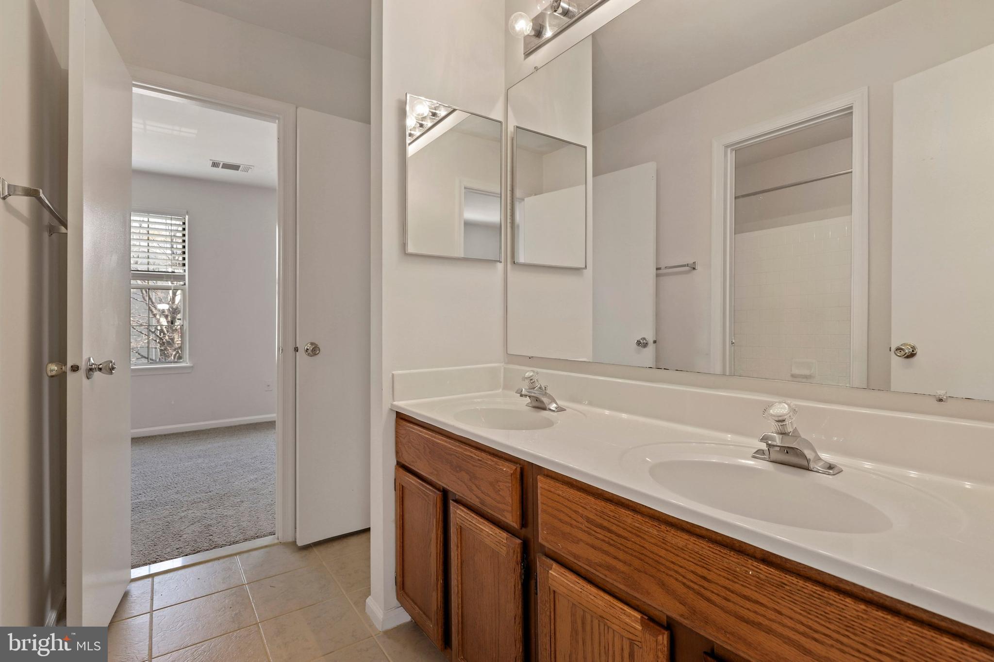 WINSLOW CHASE - Residential