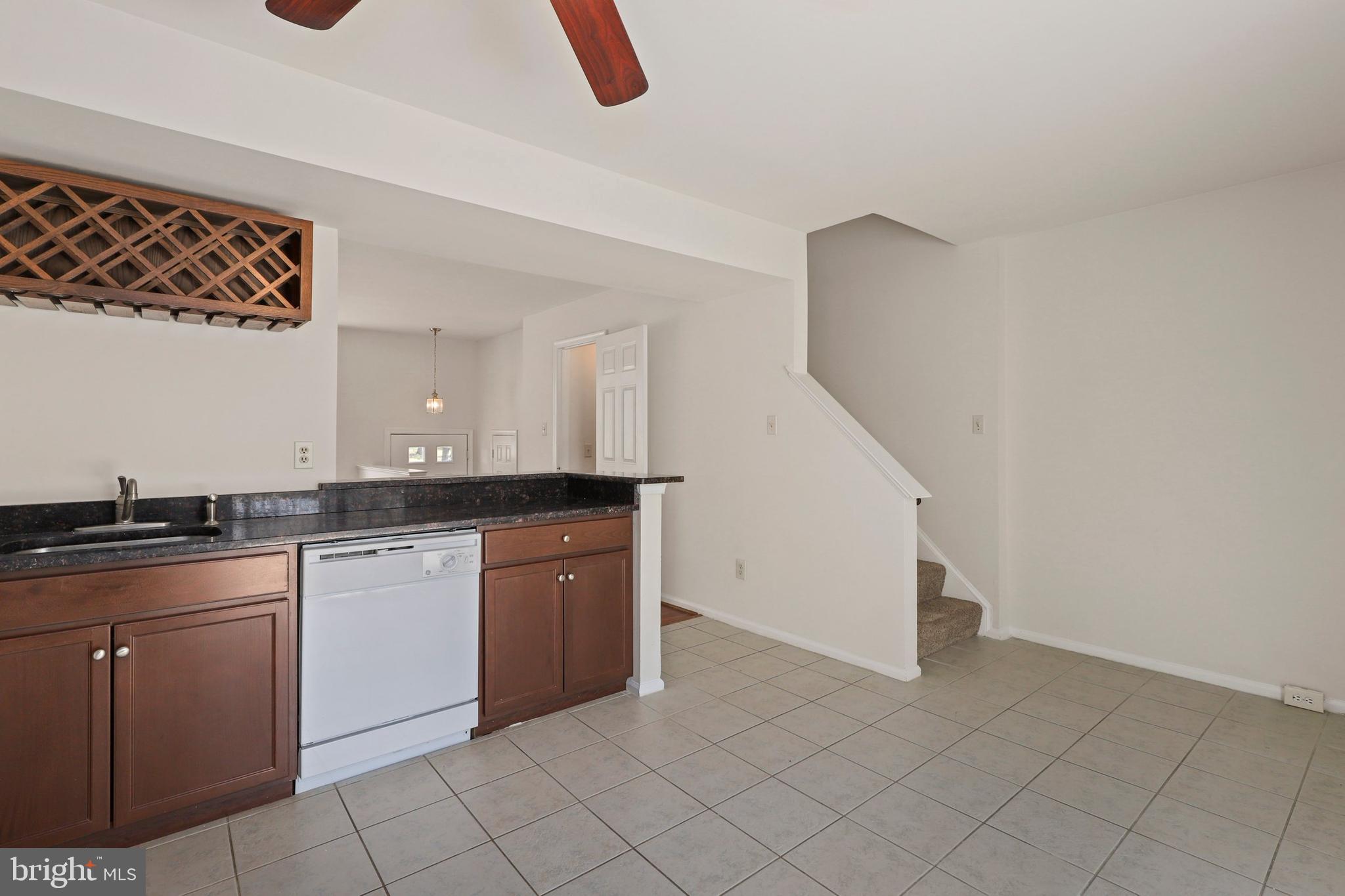 WINSLOW CHASE - Residential