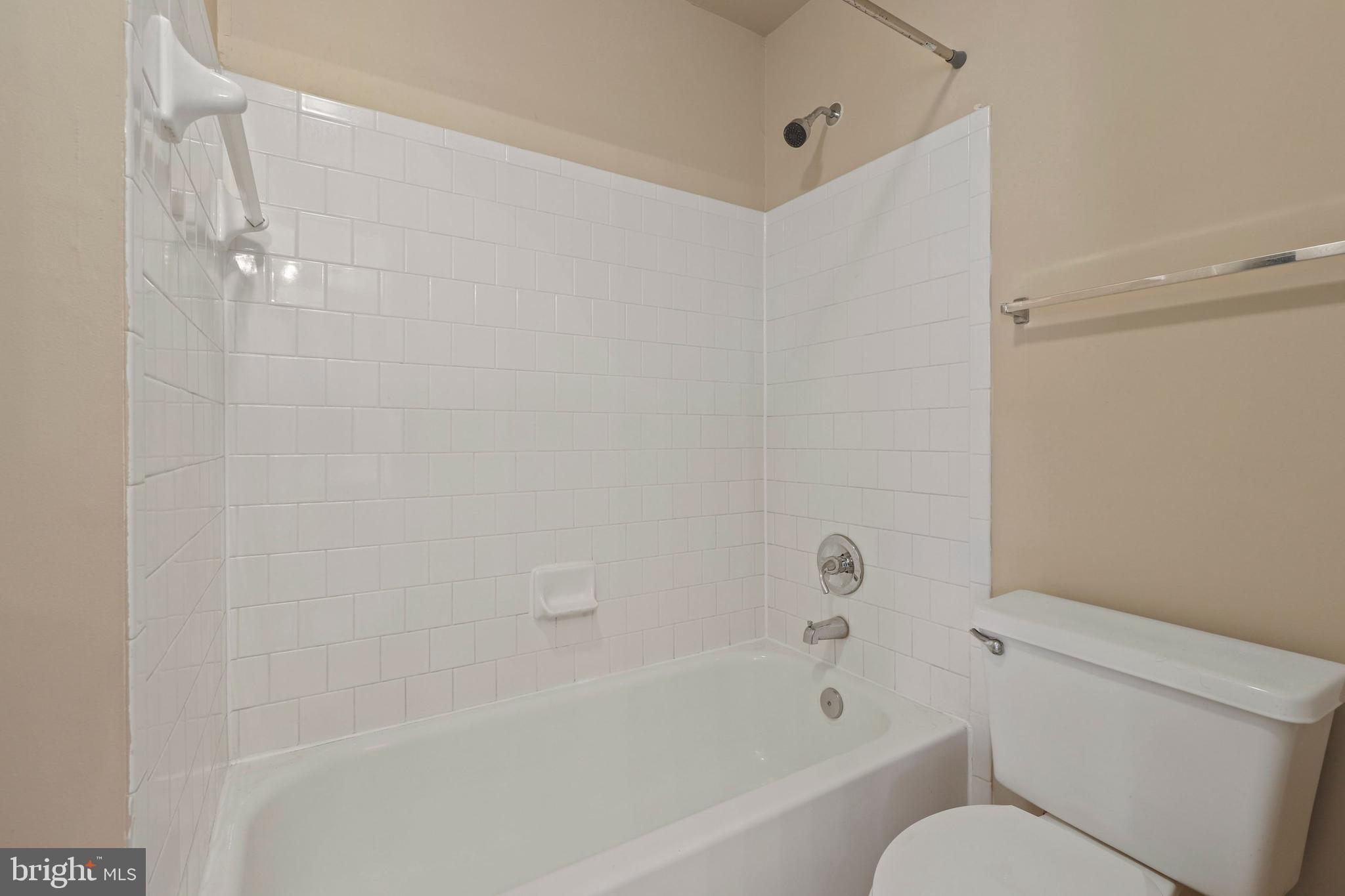 WINSLOW CHASE - Residential