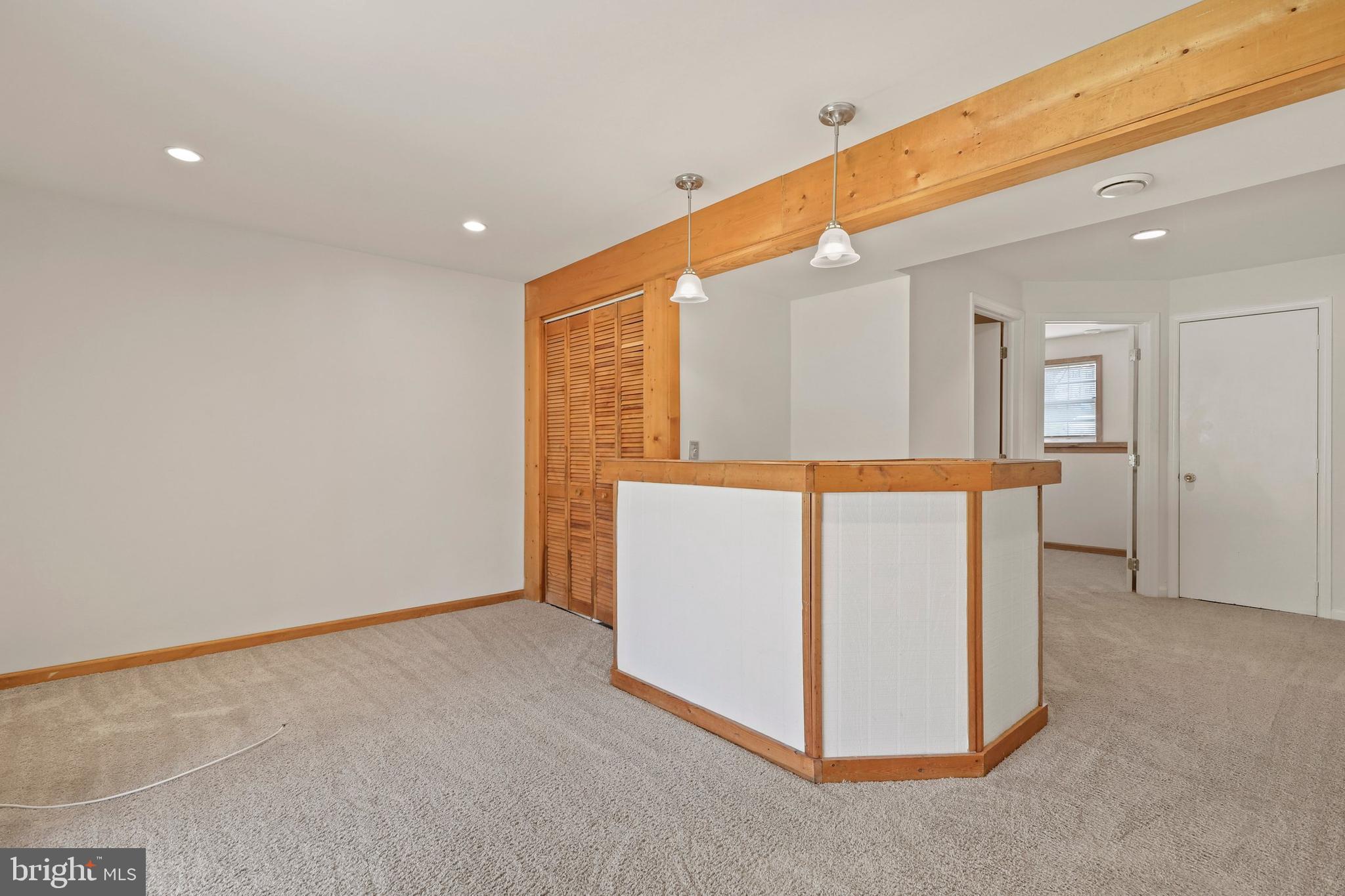 WINSLOW CHASE - Residential