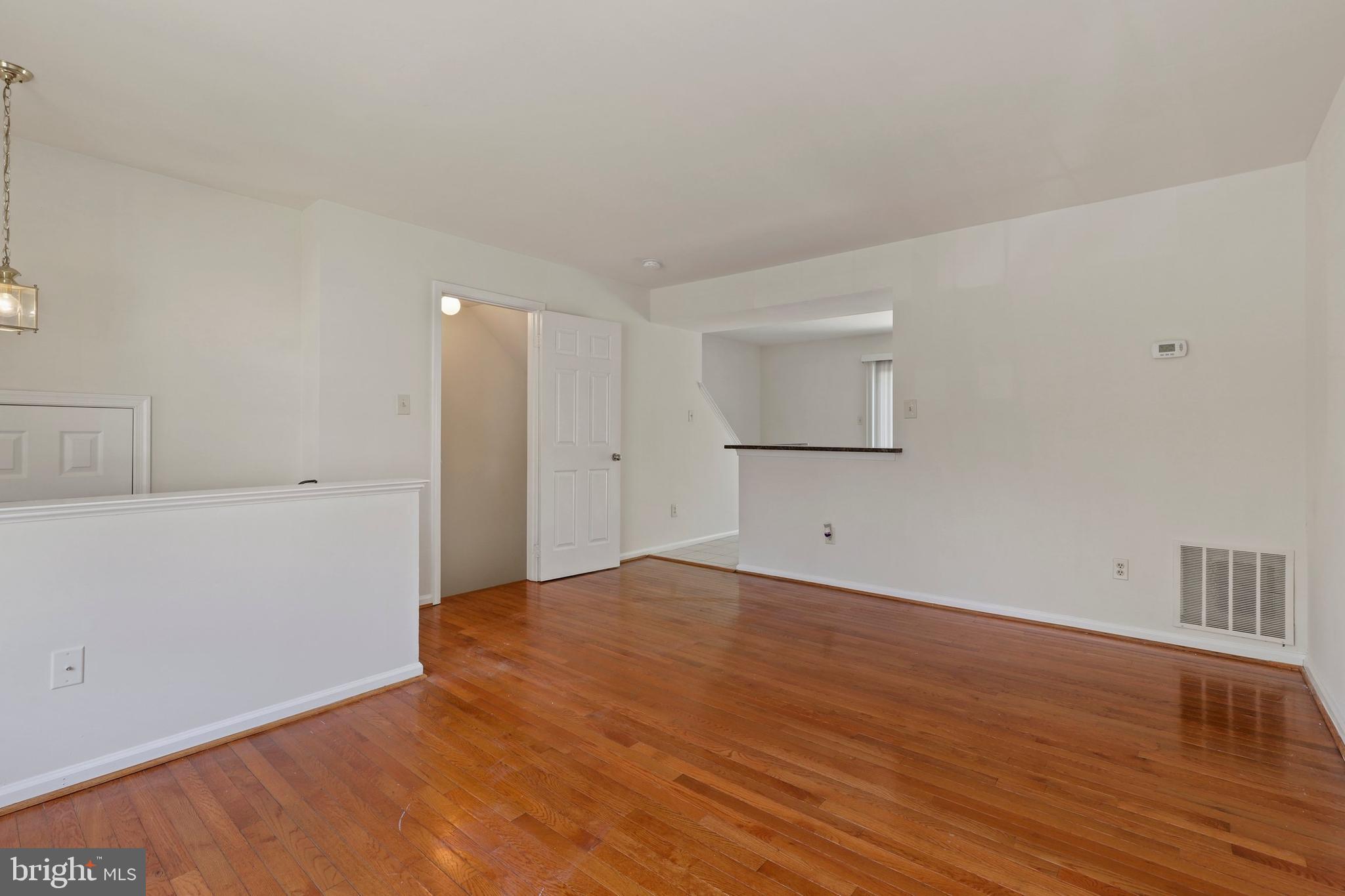 WINSLOW CHASE - Residential