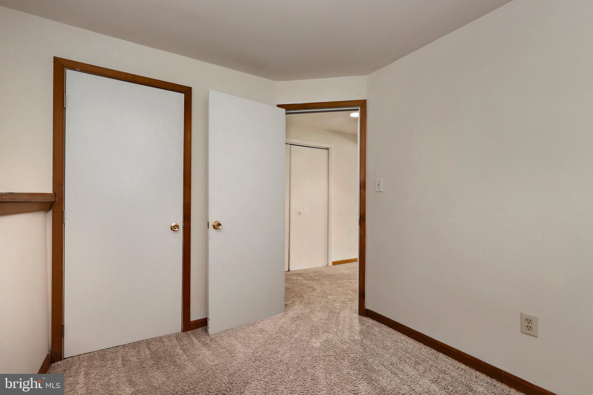 WINSLOW CHASE - Residential