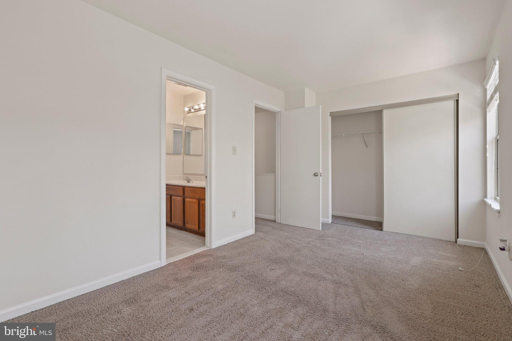 WINSLOW CHASE - Residential