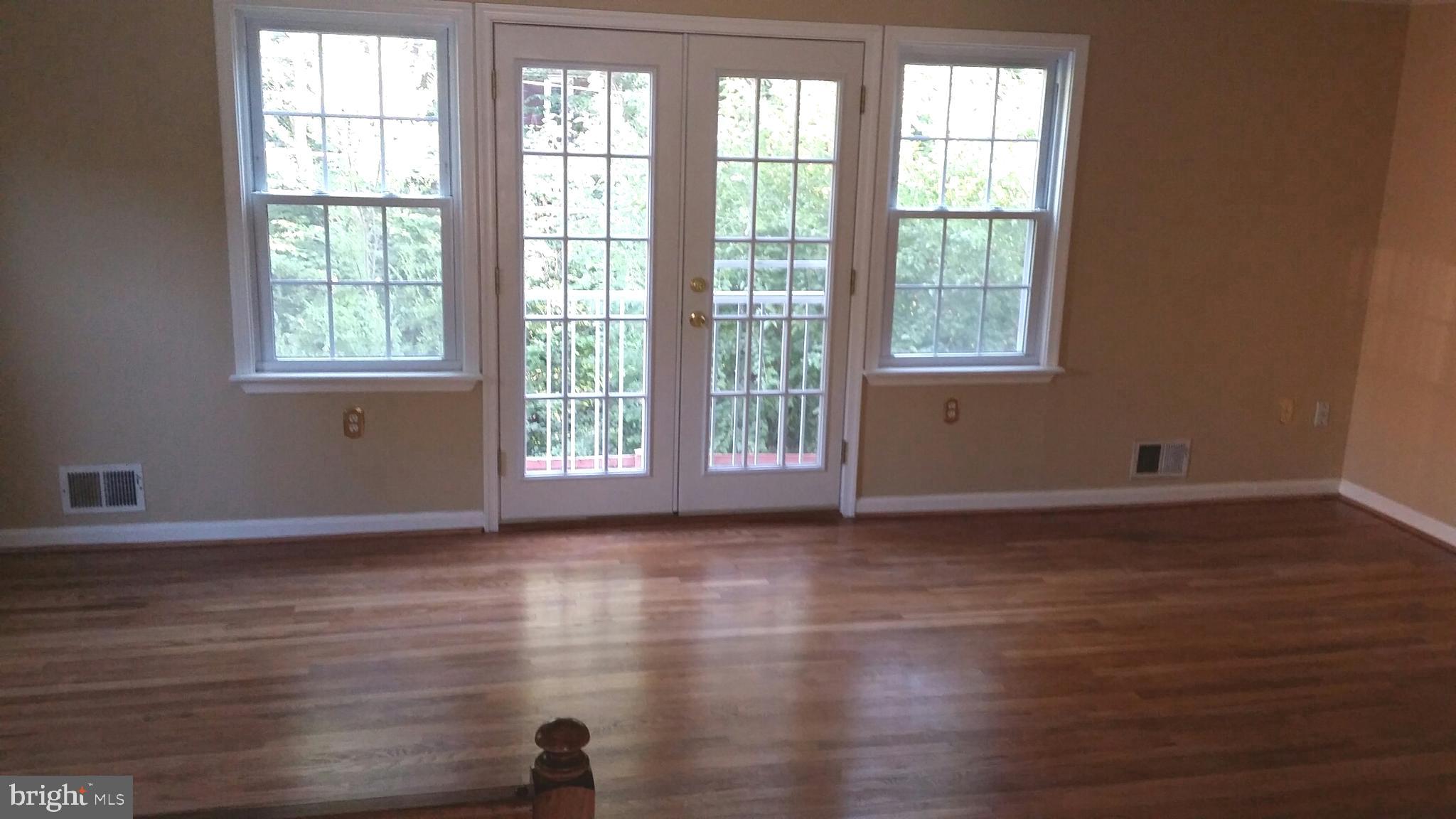 GREENWICH HILL - Residential