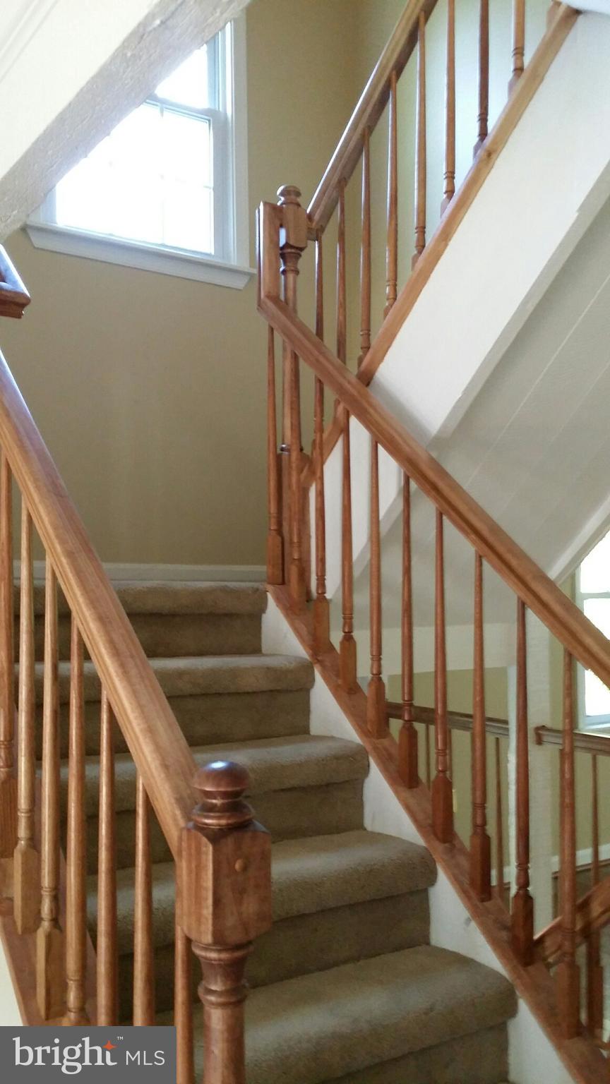 GREENWICH HILL - Residential