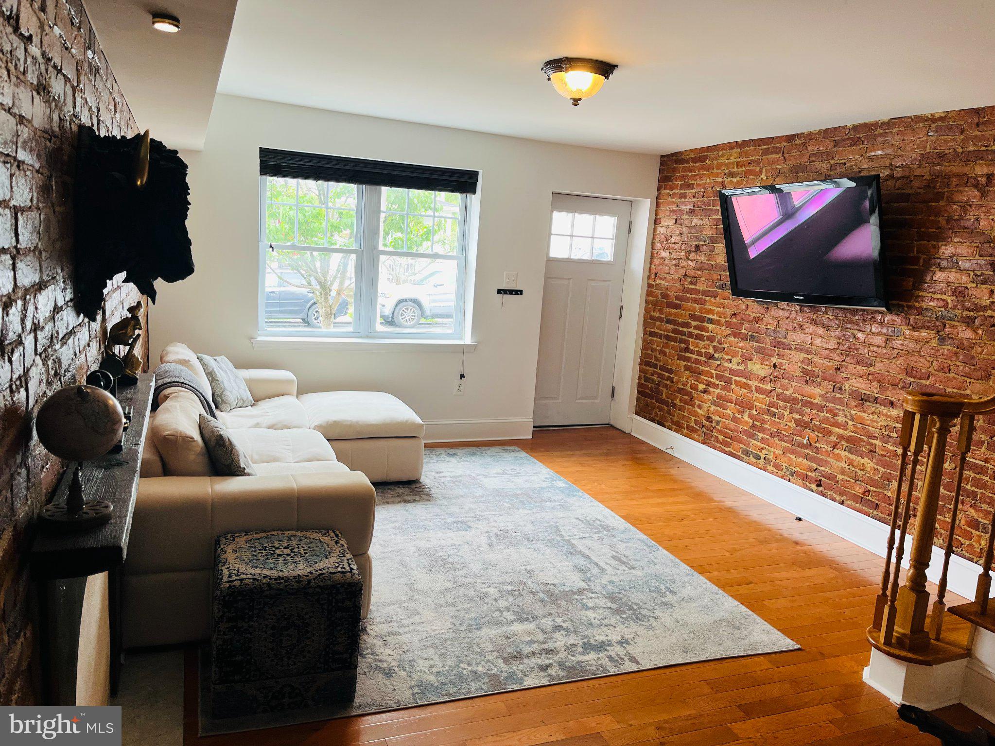 409 W GAY STREET