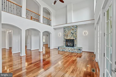 37016 Longmoor Farm Lane, Hillsboro, VA MLS: VALO2065950