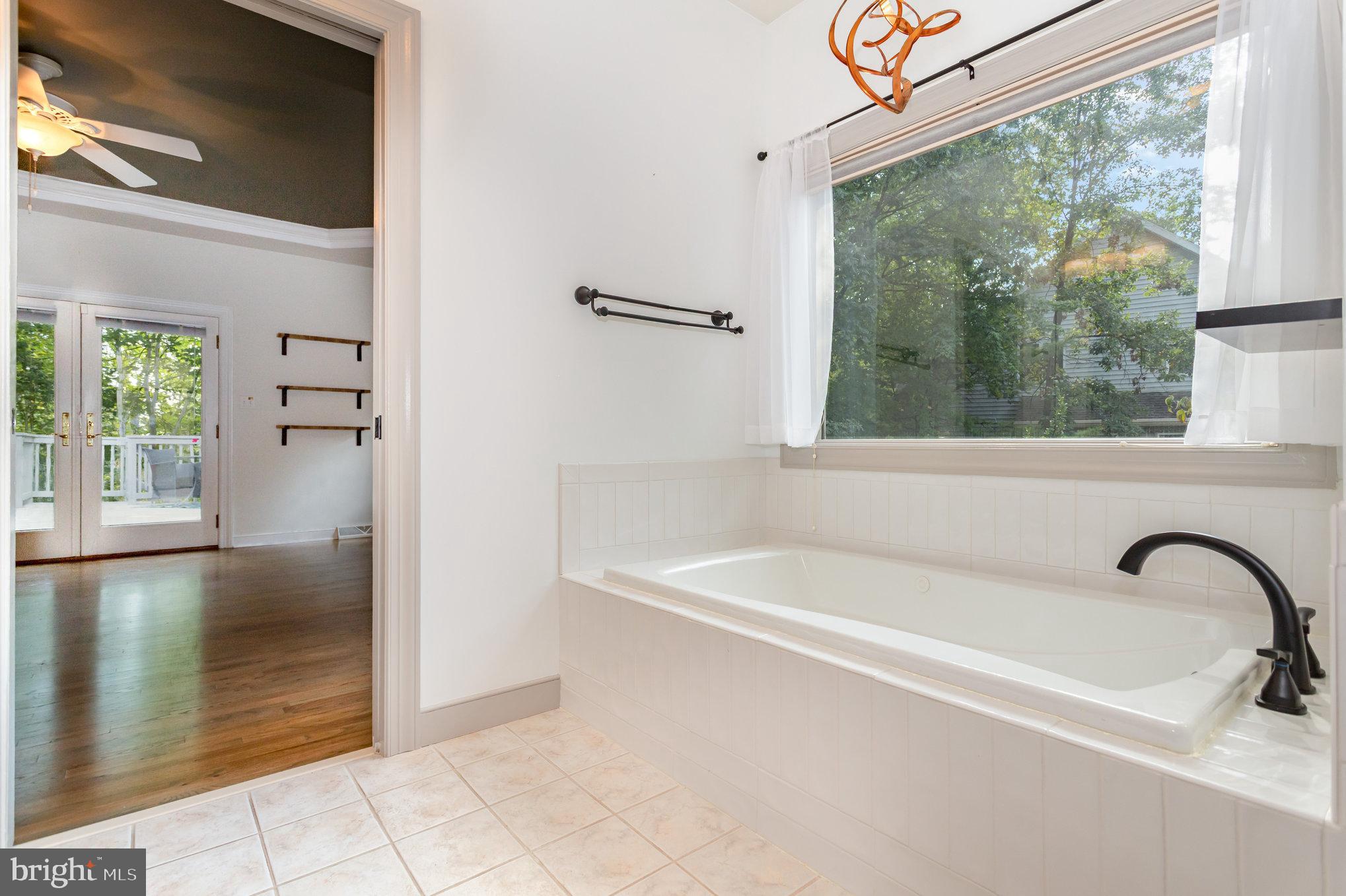 MOUNTAINDALE - Residential