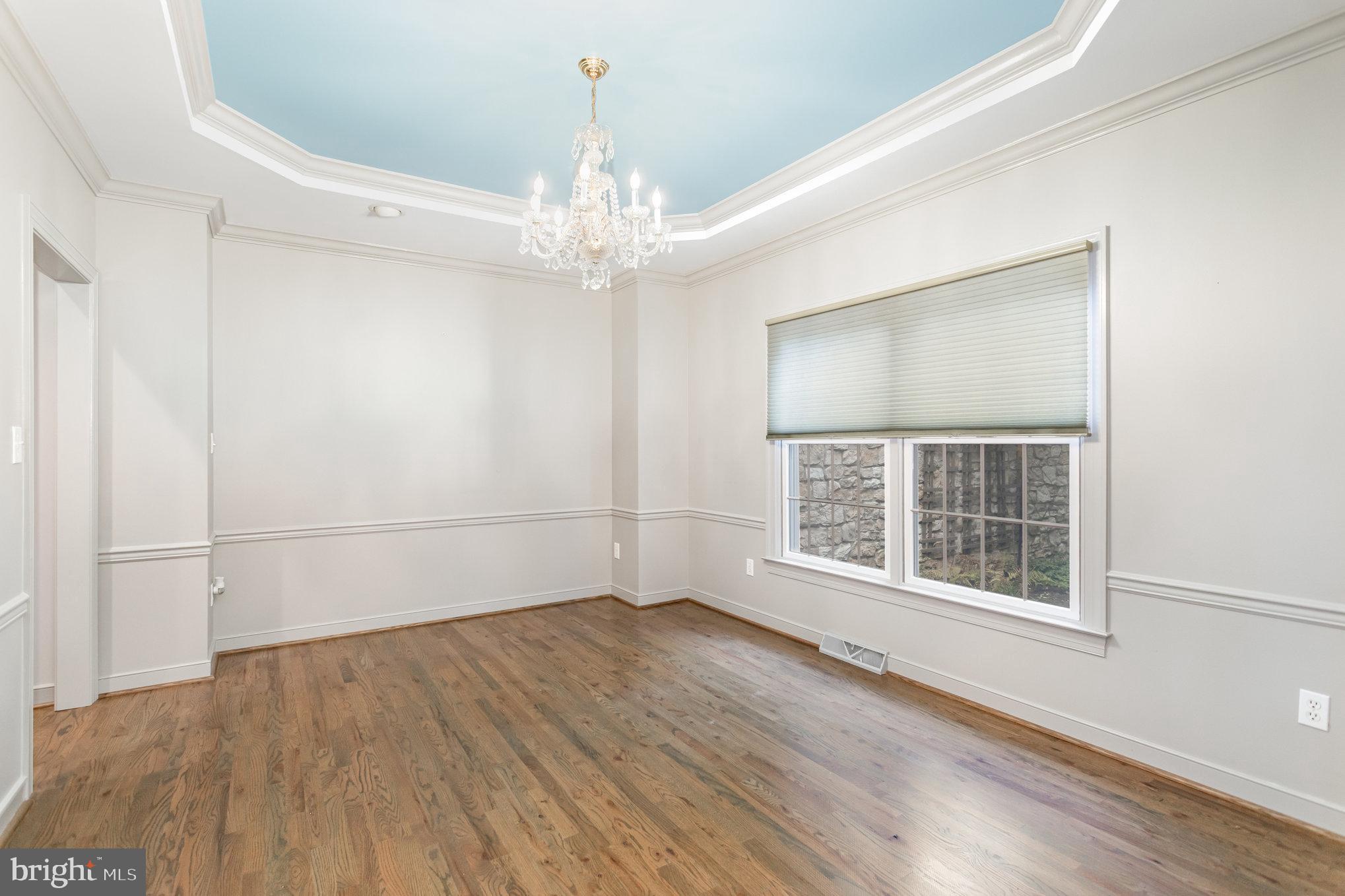 MOUNTAINDALE - Residential