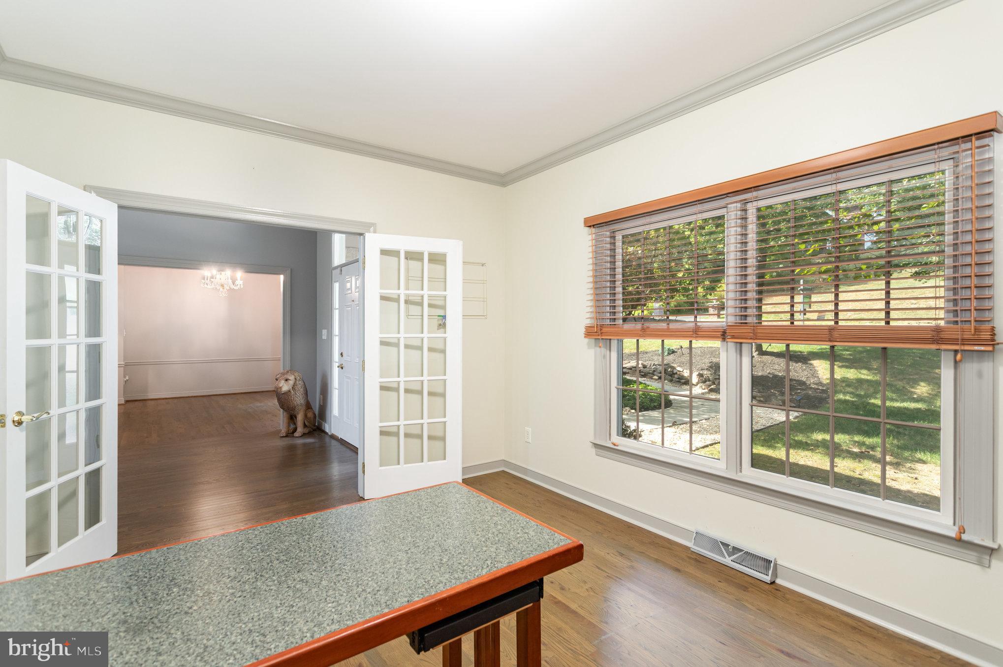 MOUNTAINDALE - Residential