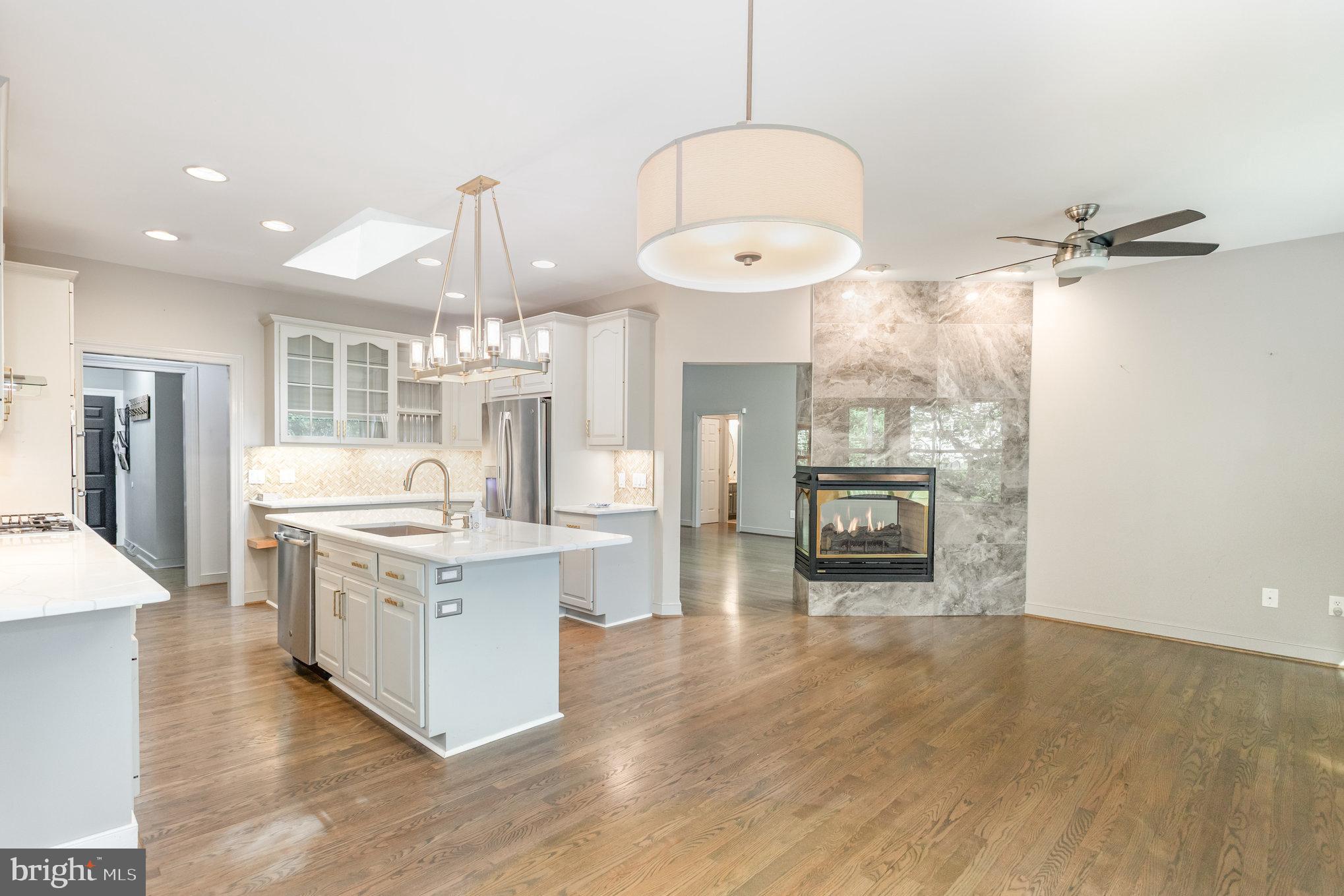 MOUNTAINDALE - Residential