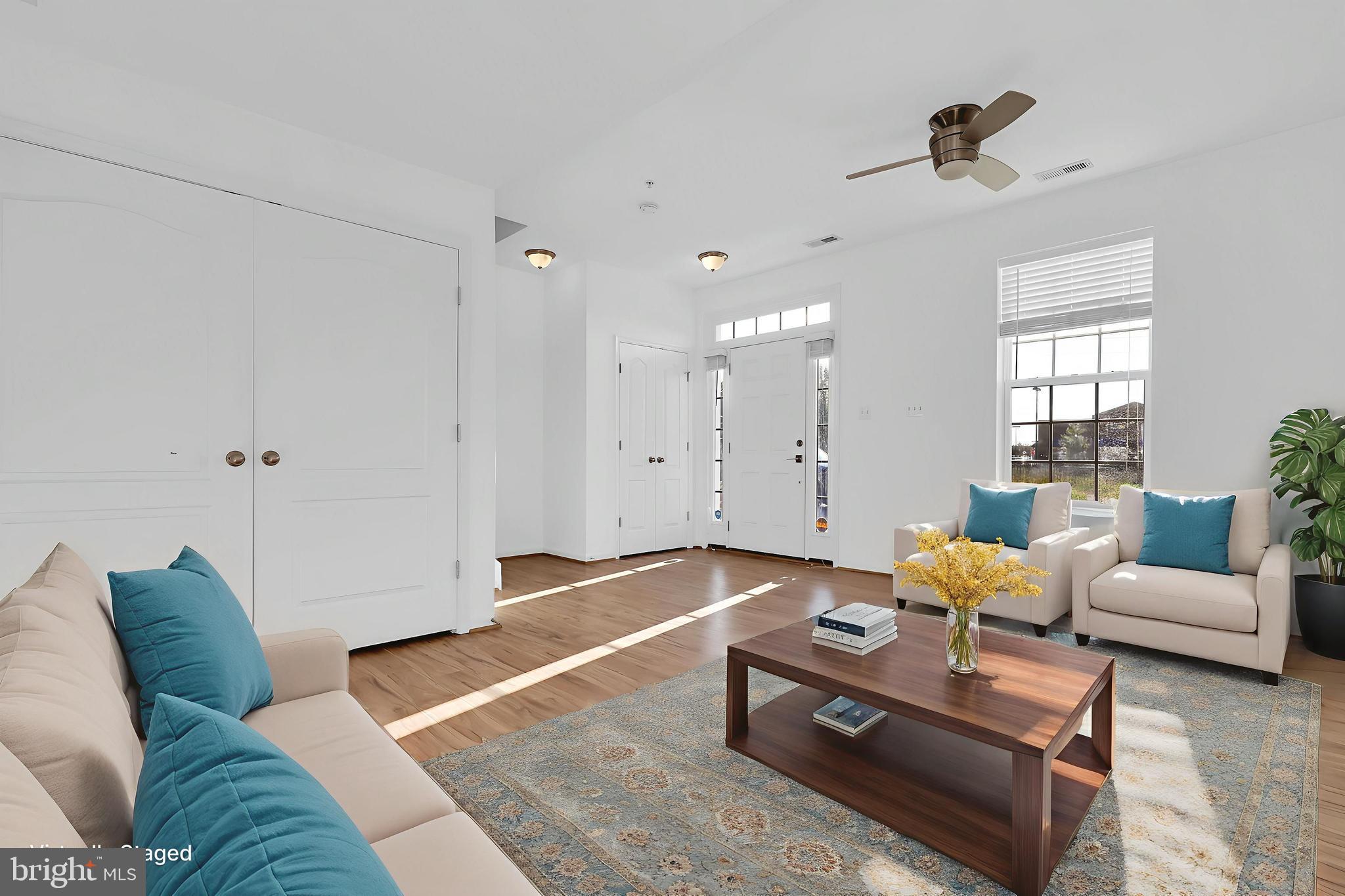 MARKET SQUARE - Residential