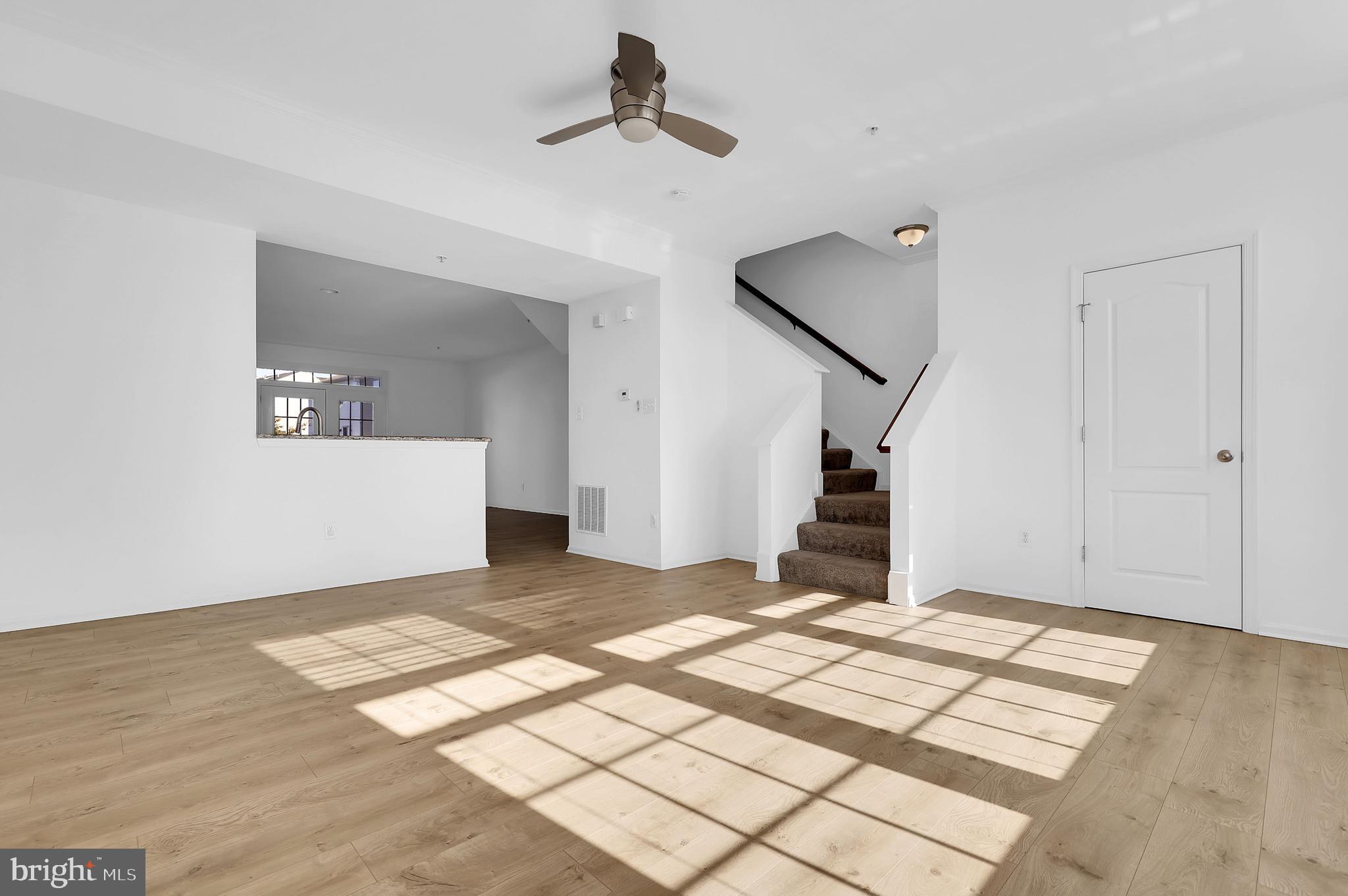 MARKET SQUARE - Residential