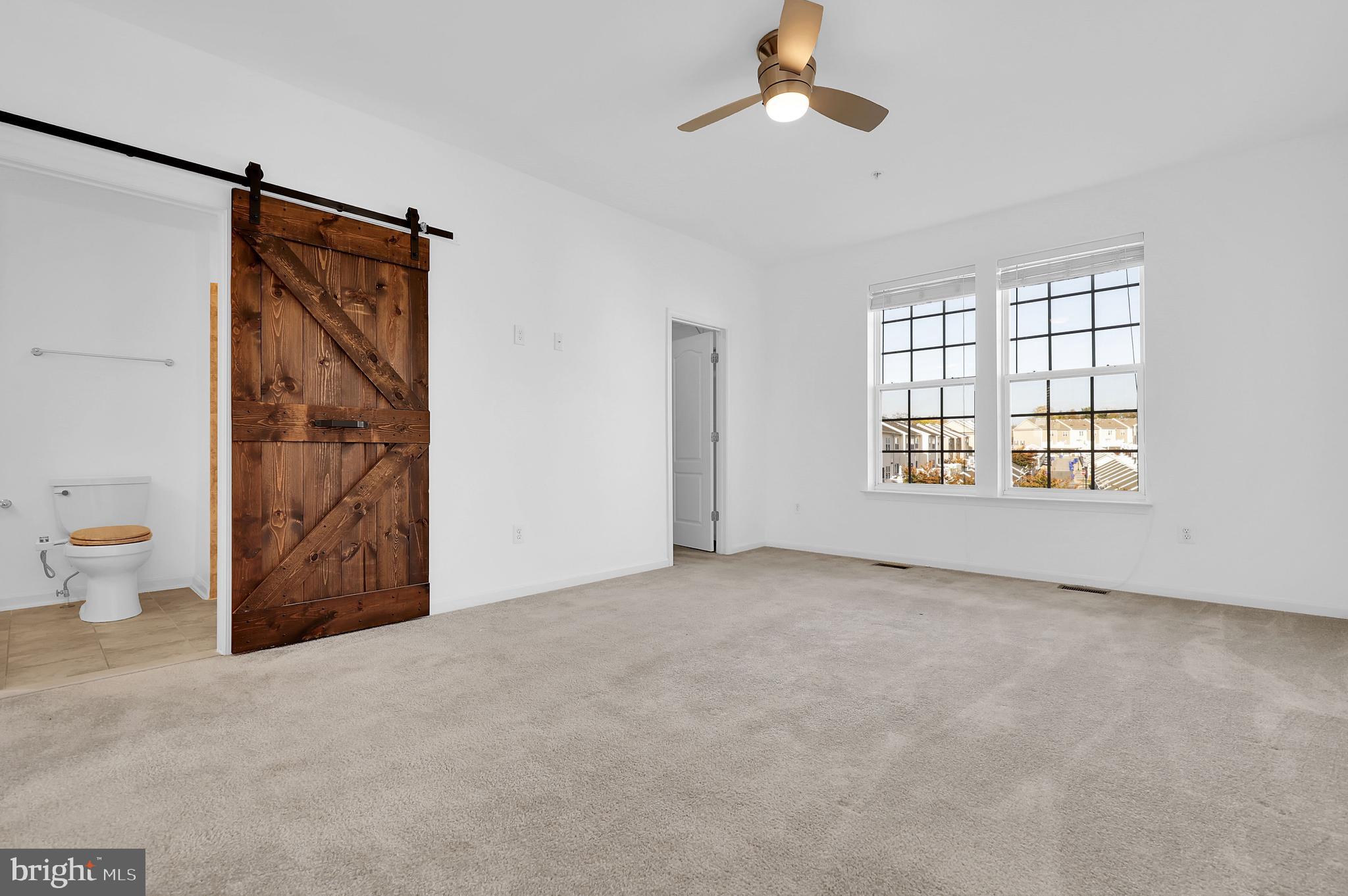 MARKET SQUARE - Residential