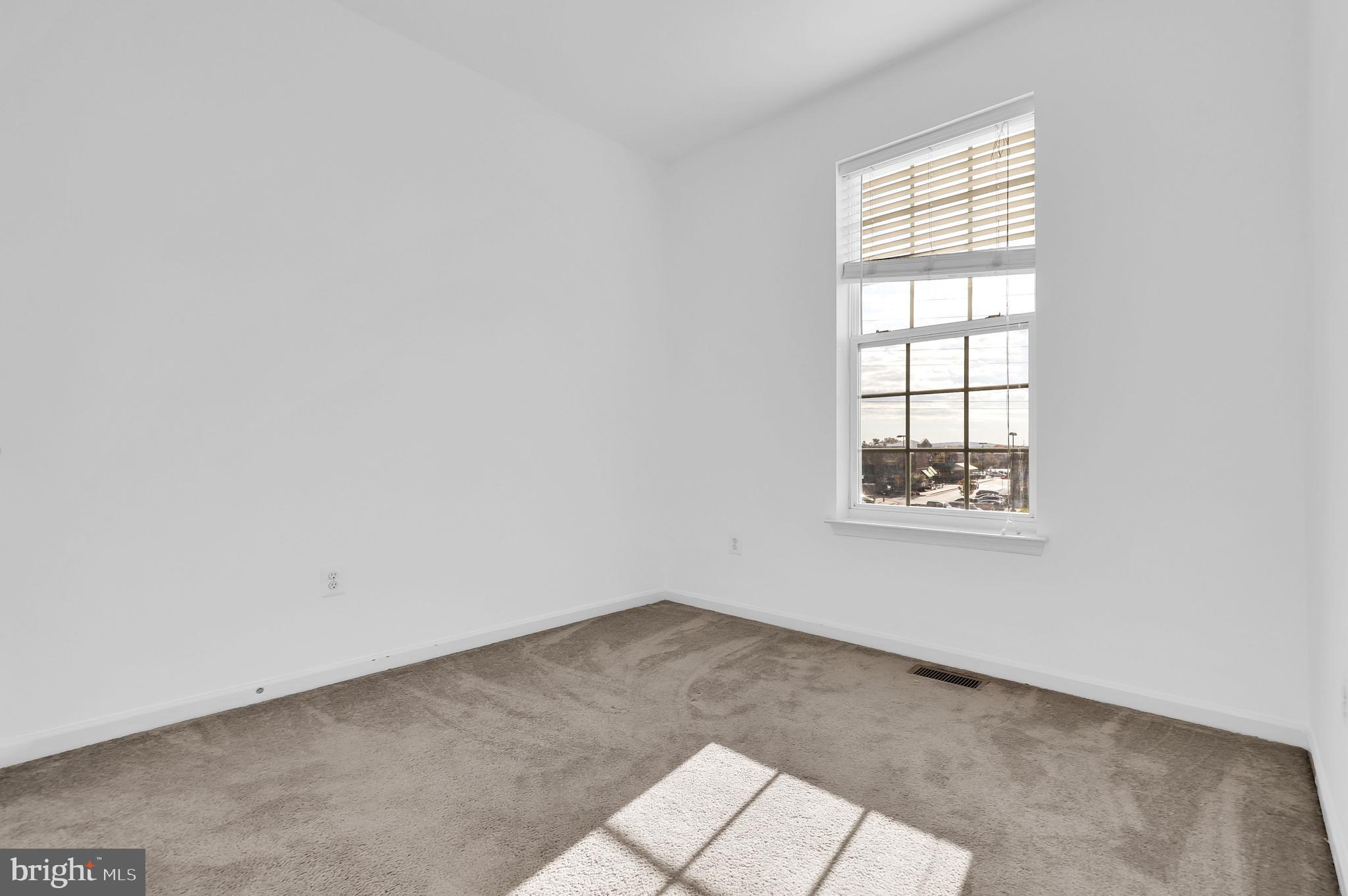 MARKET SQUARE - Residential