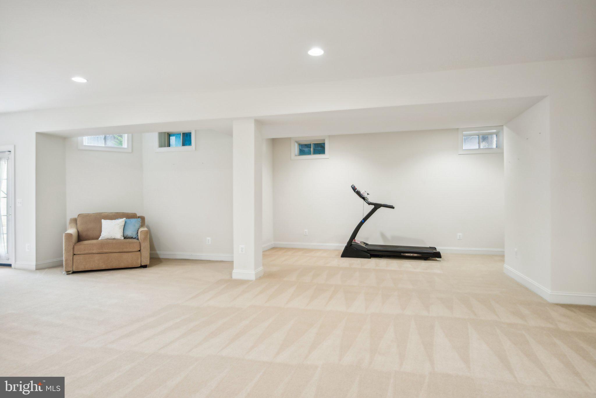 ESTATES AT FAIRFAX - Residential