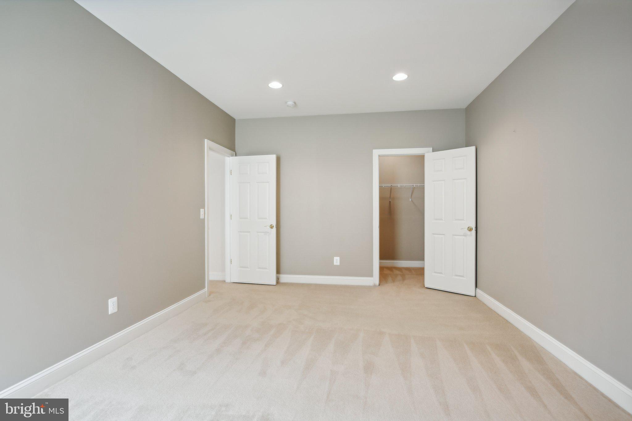 ESTATES AT FAIRFAX - Residential