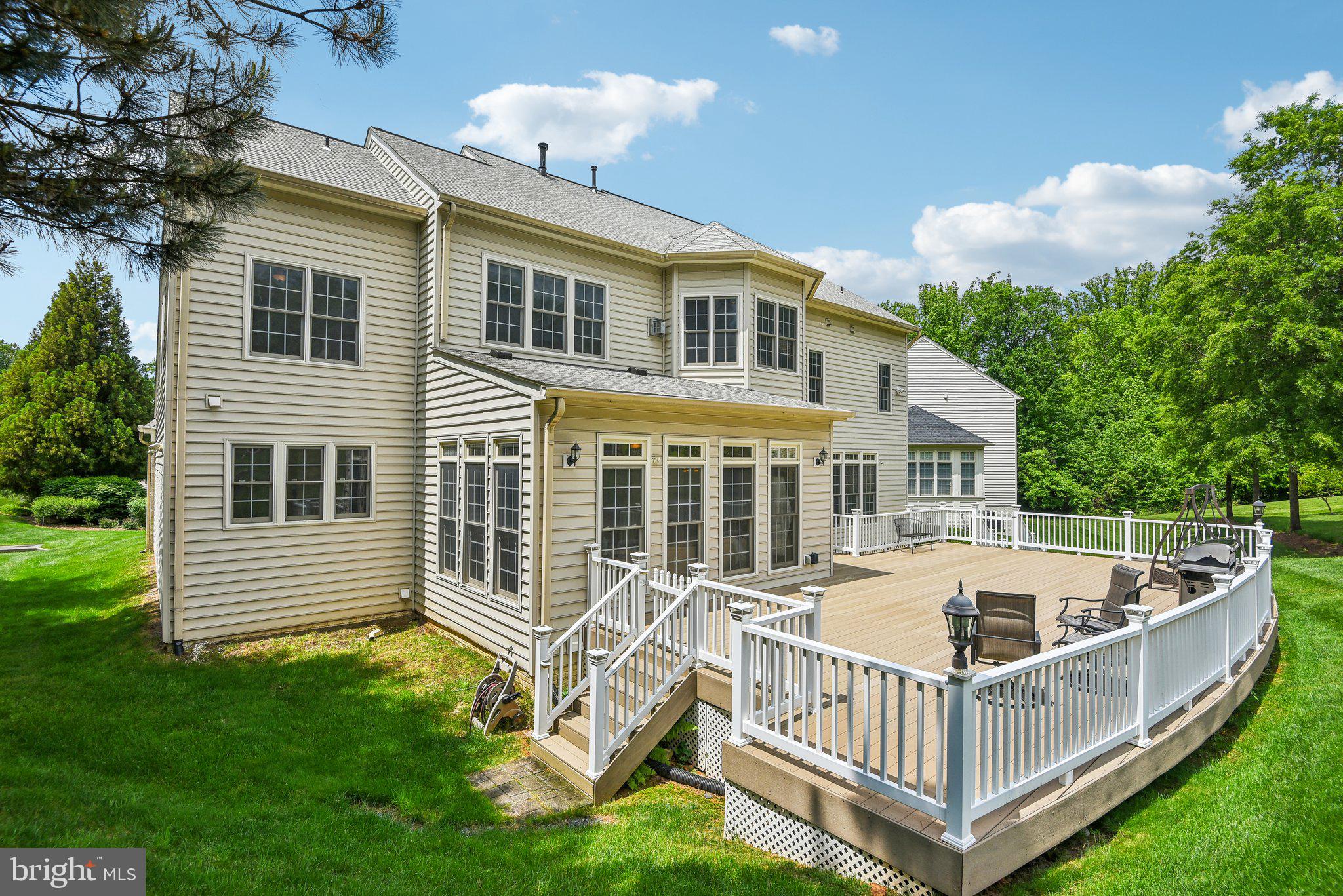 ESTATES AT FAIRFAX - Residential