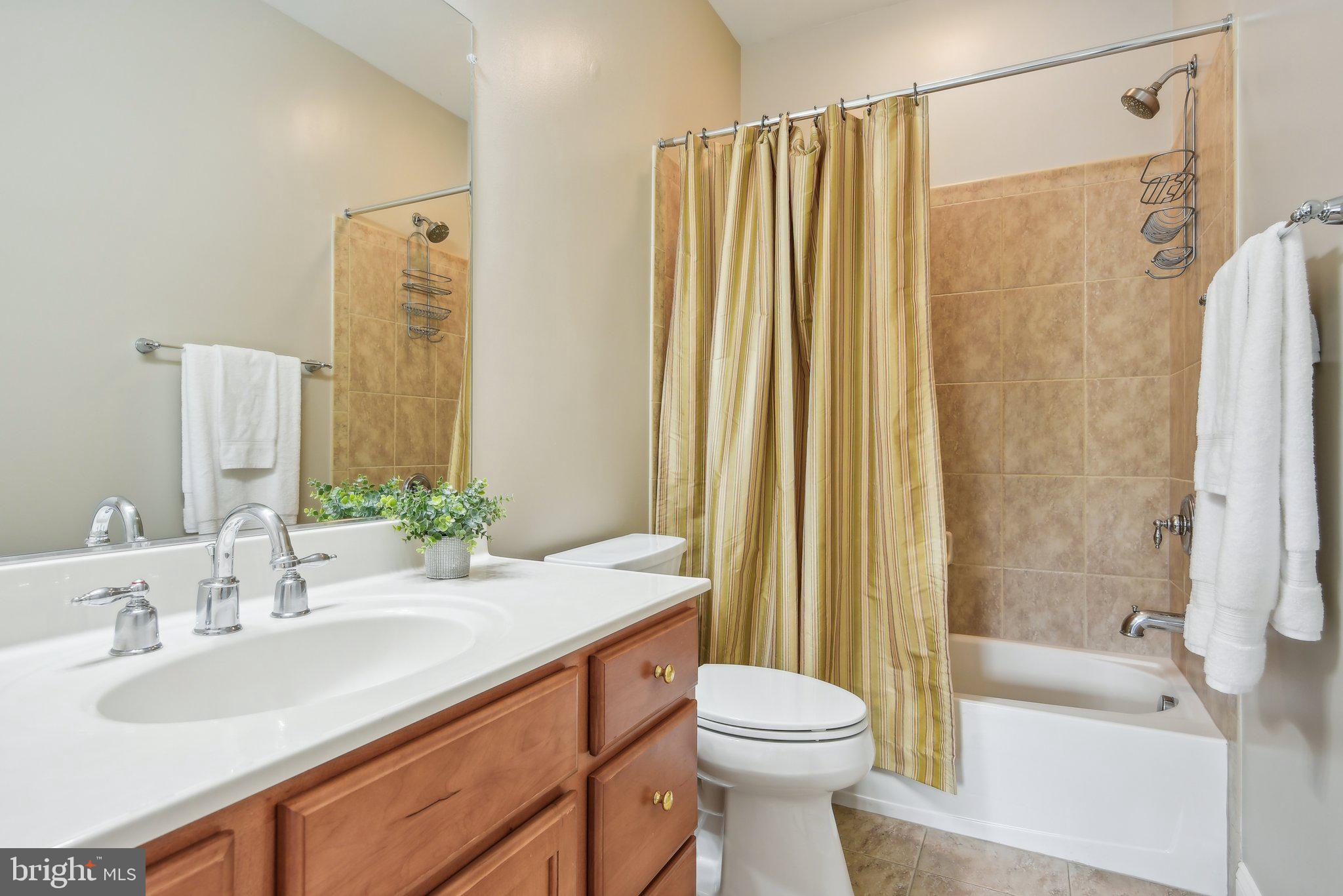 ESTATES AT FAIRFAX - Residential