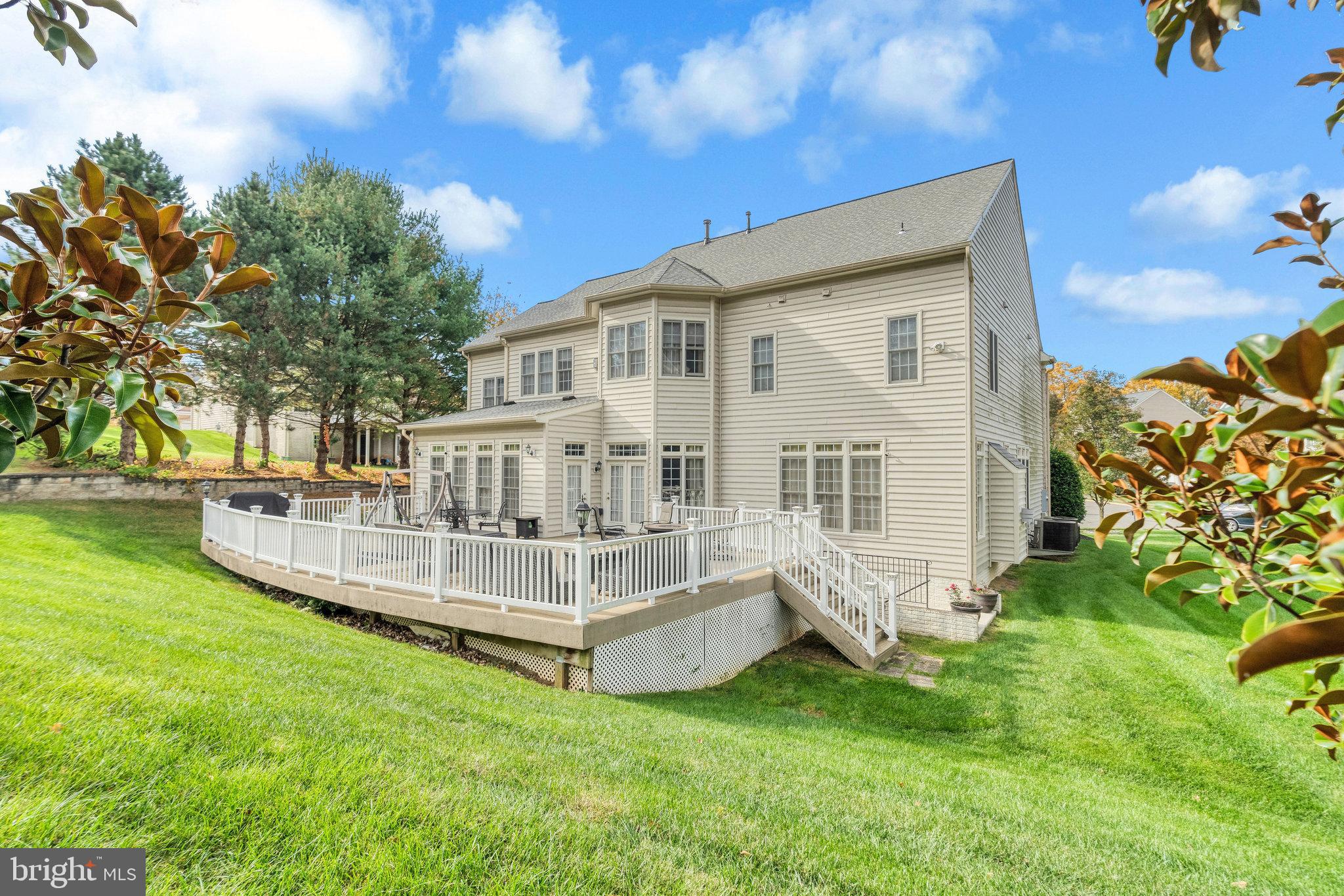 ESTATES AT FAIRFAX - Residential