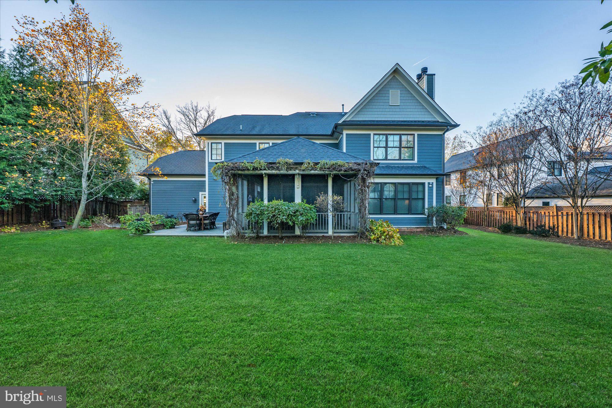 WEST MC LEAN - Residential