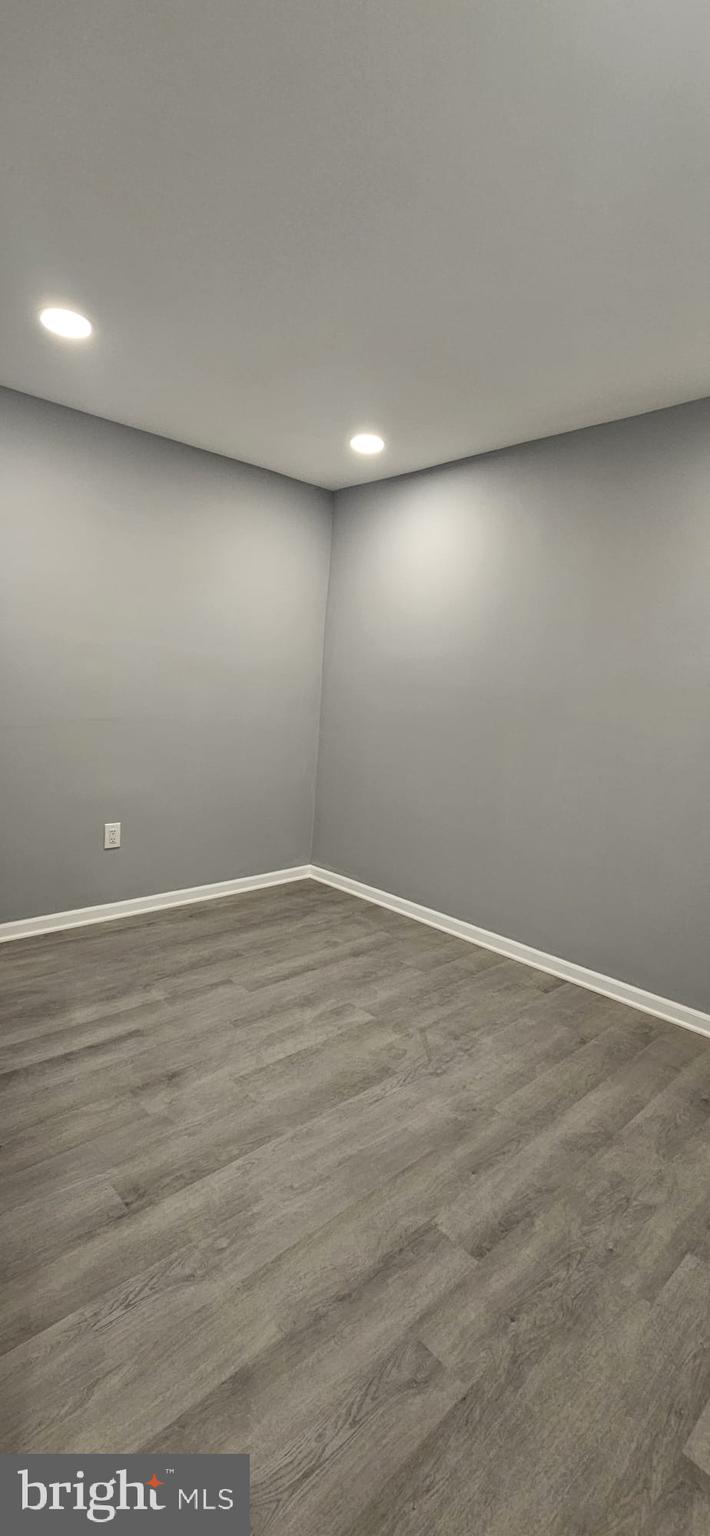 KENSINGTON - Residential