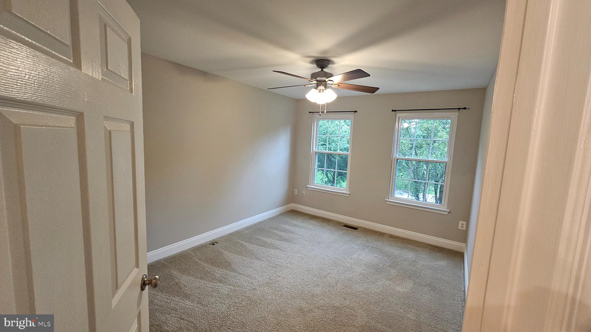 RIVER COLONY - Residential Lease