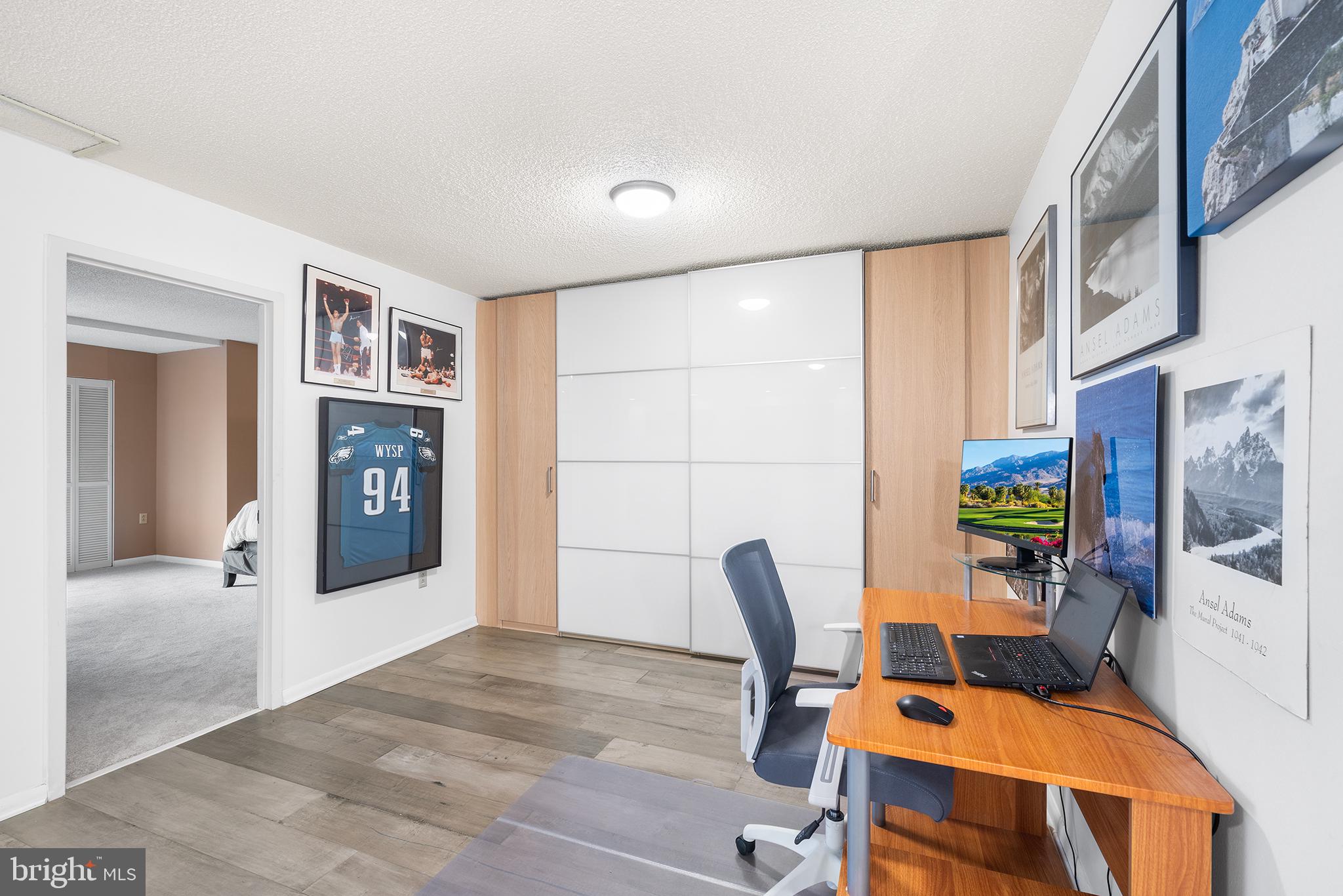 SOCIETY HILL - Residential Lease