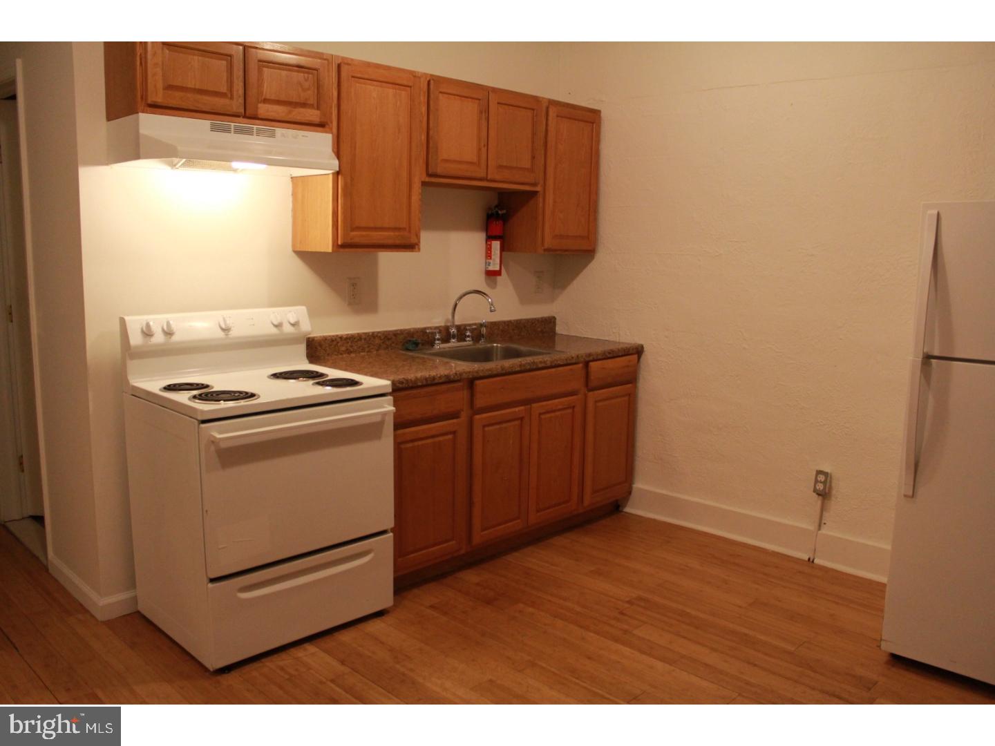 UNIVERSITY CITY - Residential Lease